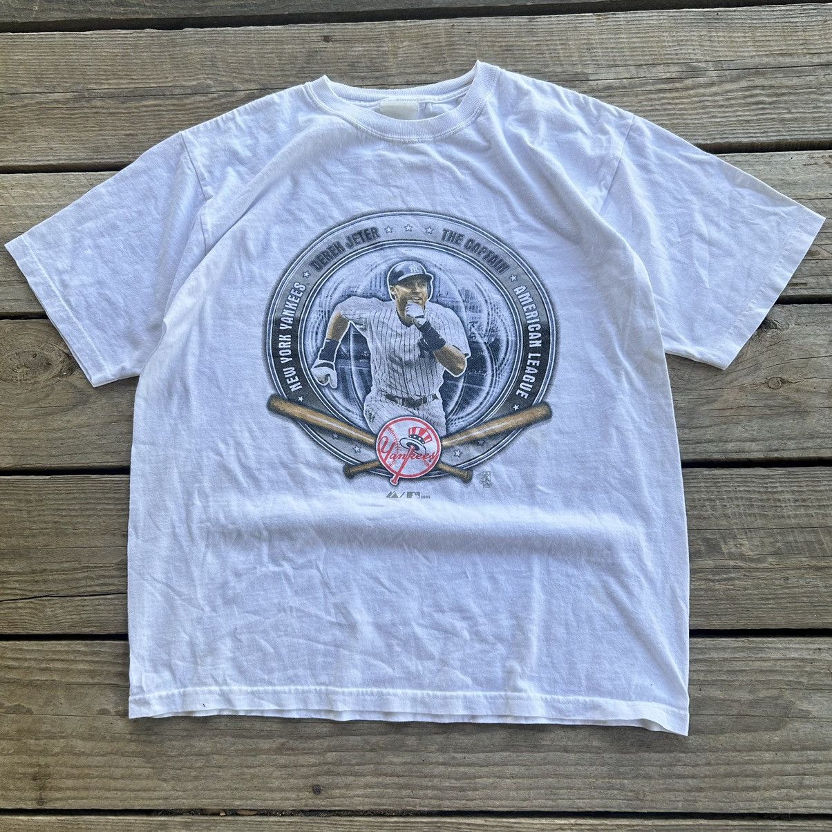 MLB Vintage Y2K New York Yankees MLB Derek Jeter Graphic T Shirt Size US S / EU 44-46 / 1 - 1 Thumbnail