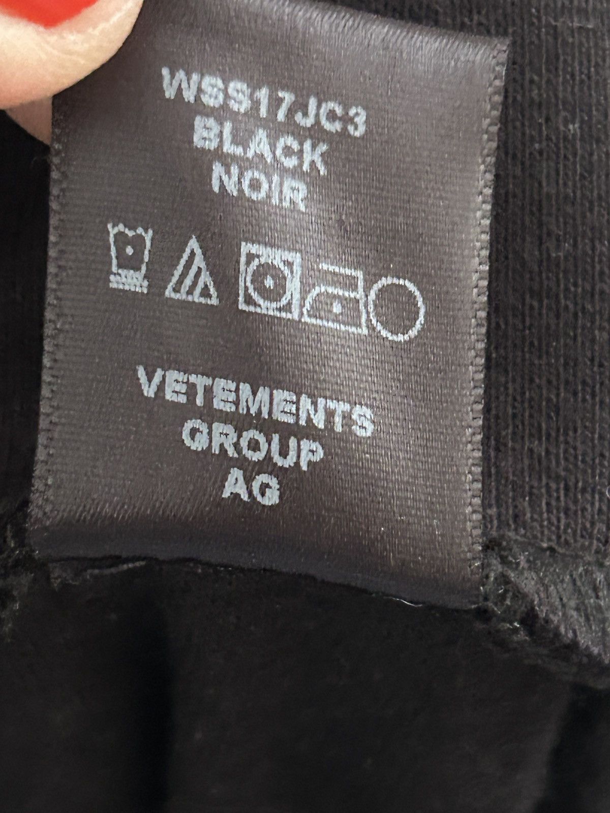 Juicy Couture × Vetements 995$ vetements x juicy rhinestones uber long sweatpants Size 30" / US 8 / IT 44 - 7 Thumbnail