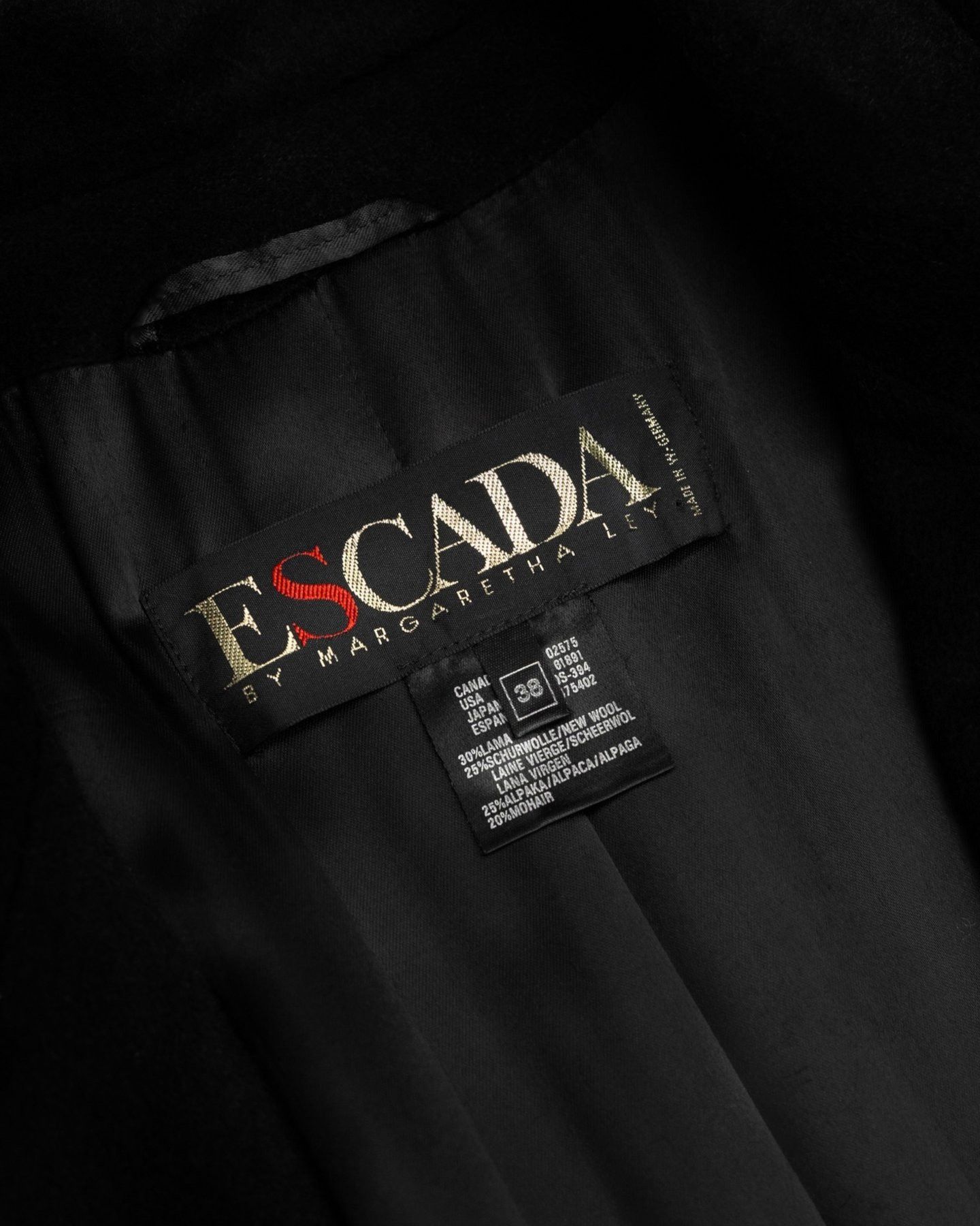 Escada Escada Vintage Black Long Coat in Llama, Alpaca Blend Size L / US 10 / IT 46 - 10 Thumbnail
