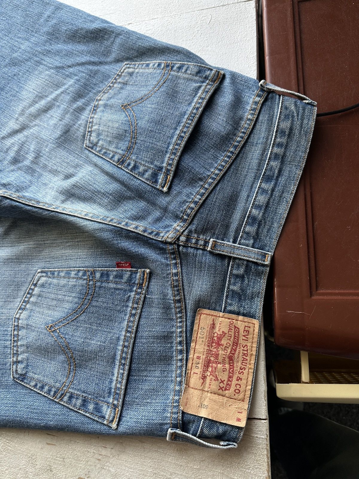 Levi's 🚨Vintage 90s Levis Jeans 501 LEGEND y2k Light Wash Denim Size US 28 / EU 44 - 10 Thumbnail