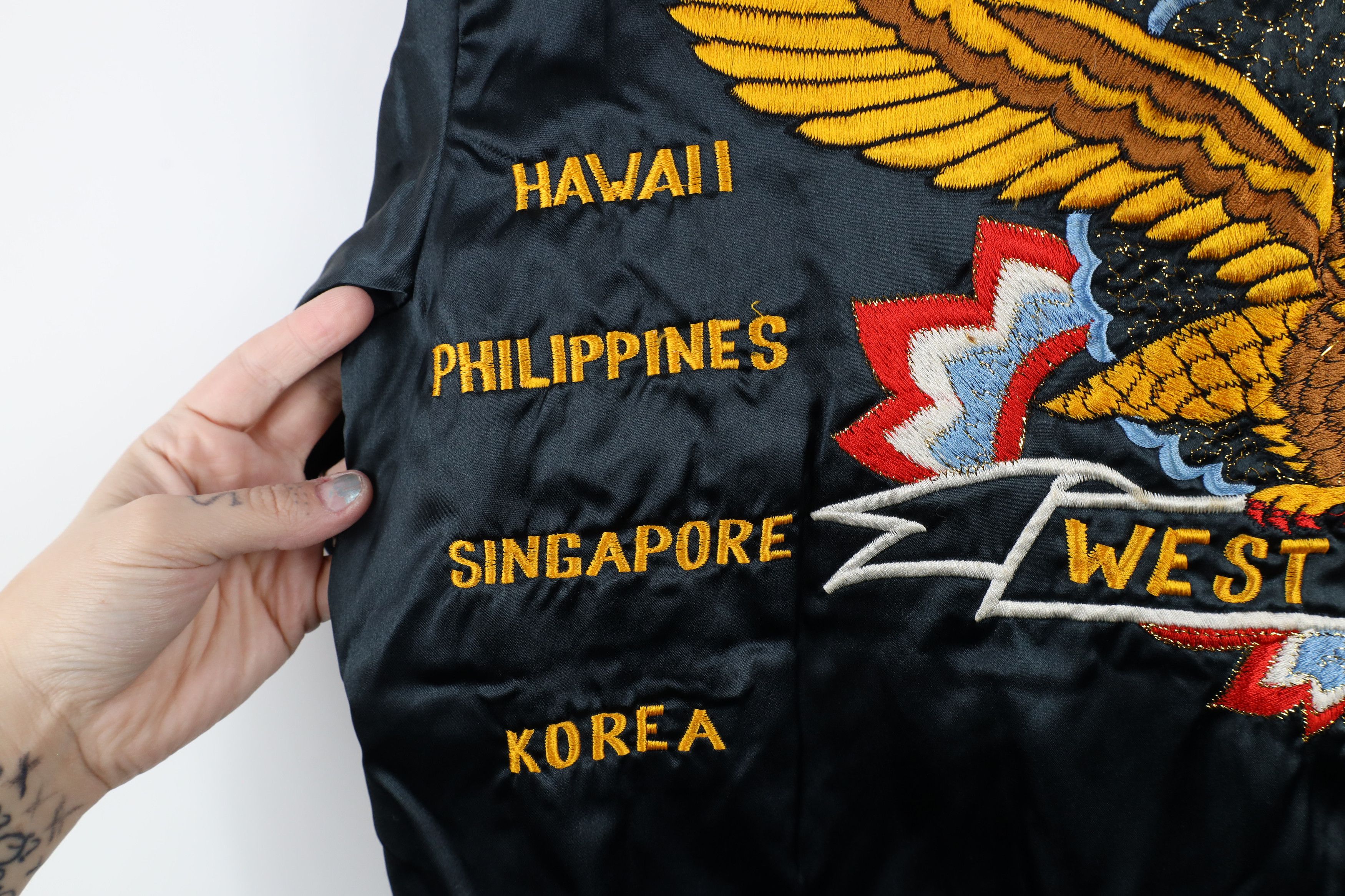 Vintage Vintage 80s Kitty Hawk West Pac 84 Souvenir Jacket Sukajan Size US L / EU 52-54 / 3 - 11 Thumbnail