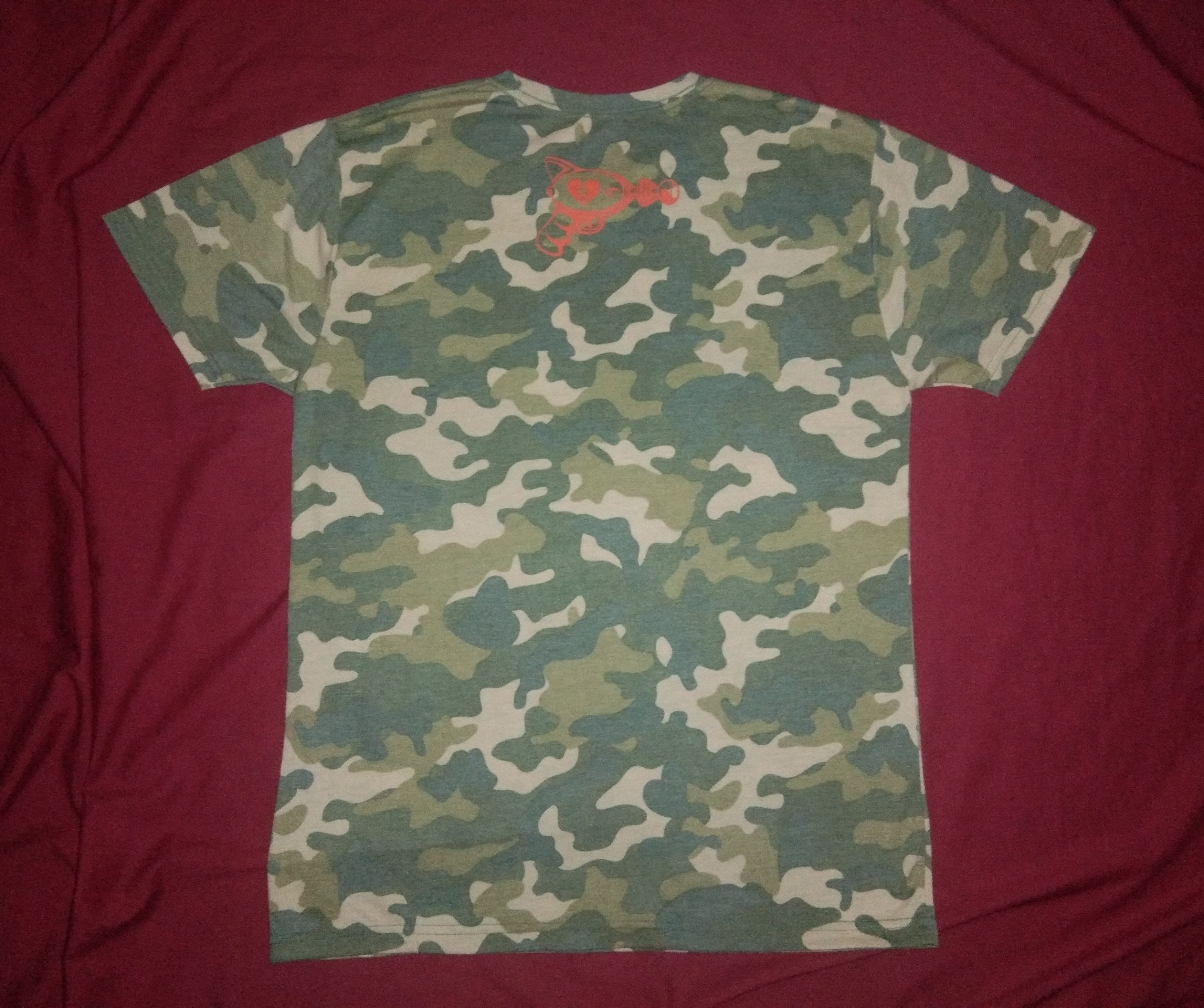 Other Hide ALIVE tshirt XJAPAN jrock band camo Size US M / EU 48-50 / 2 - 3 Thumbnail