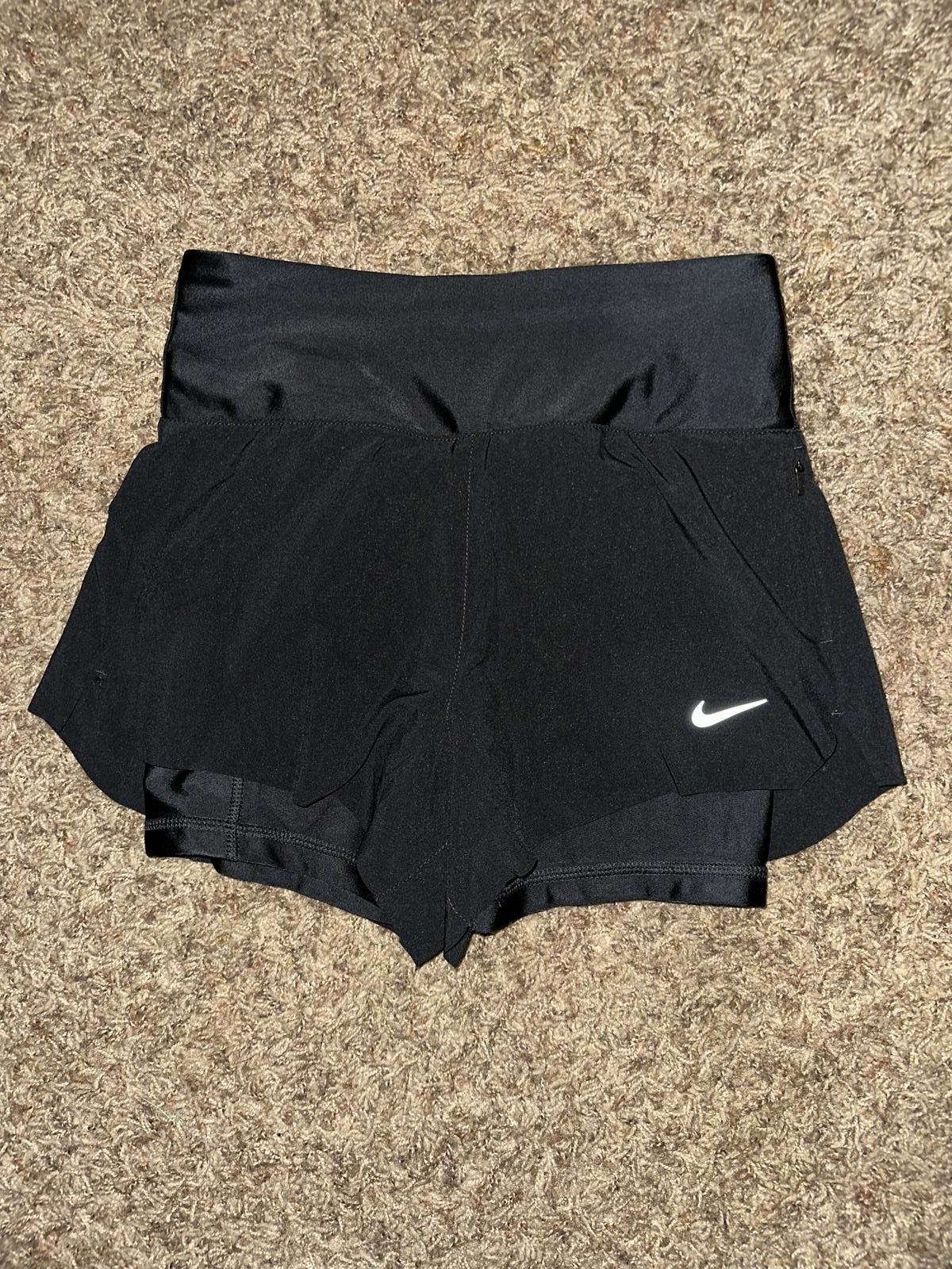 Nike Nike Dri-FIT Swift Women's Mid-Rise 8cm 2-in-1 Running Shorts with Pockets Size 26" / US 2 / IT 38 - 1 Thumbnail