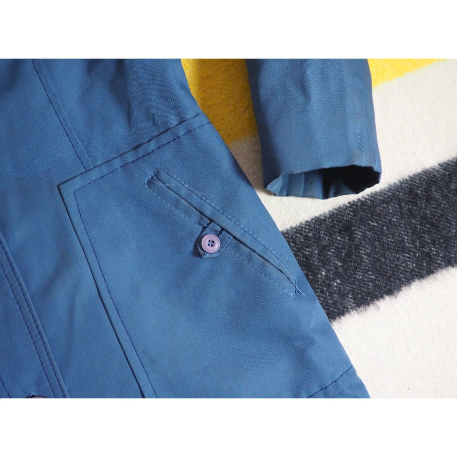 Vintage VINTAGE Studio Club 4H Coat Navy Blue Shearling Lined 60s 70s Wool Poly Geeks Secretary Look Womens S Size S / US 4 / IT 40 - 6 Thumbnail