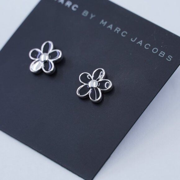 Heaven by Marc Jacobs × Marc Jacobs Heaven Fly Ear Cuff - Marc