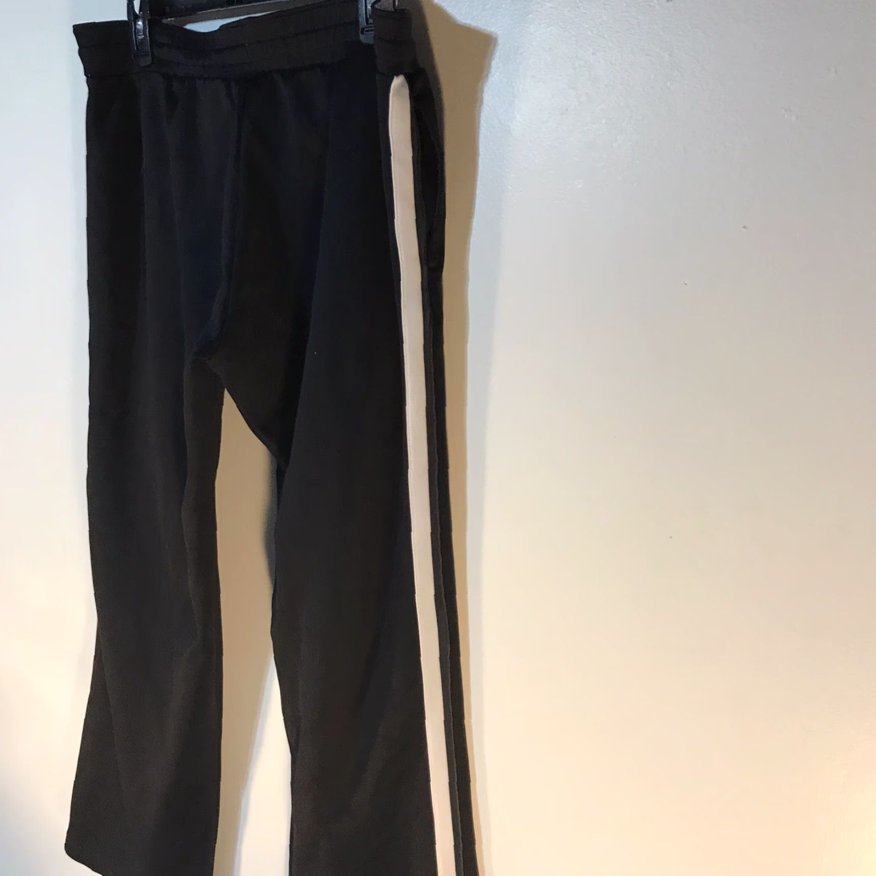 Nike Nike Athletic Pants Men XL Black Poly Drawstring Wide-Leg Sportswear Size US 36 / EU 52 - 3 Thumbnail