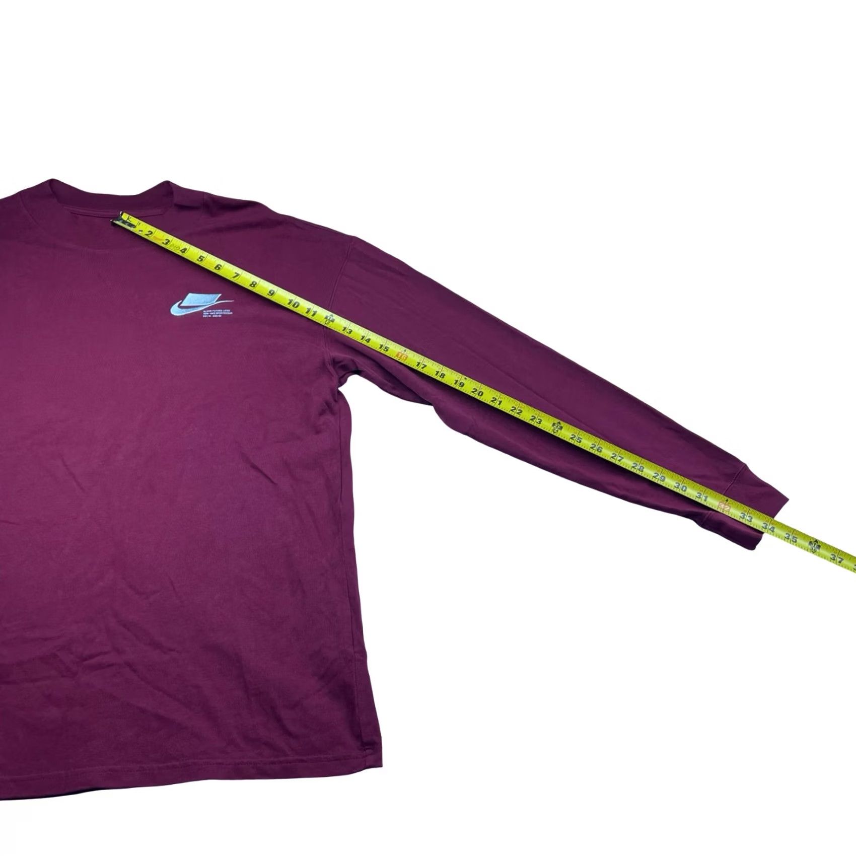 Nike Nike Men's Block Futura T-Shirt Burgundy 100% Cotton L/S Mock Neck Long Sleeve Large DP4114-638 Size US L / EU 52-54 / 3 - 7 Thumbnail