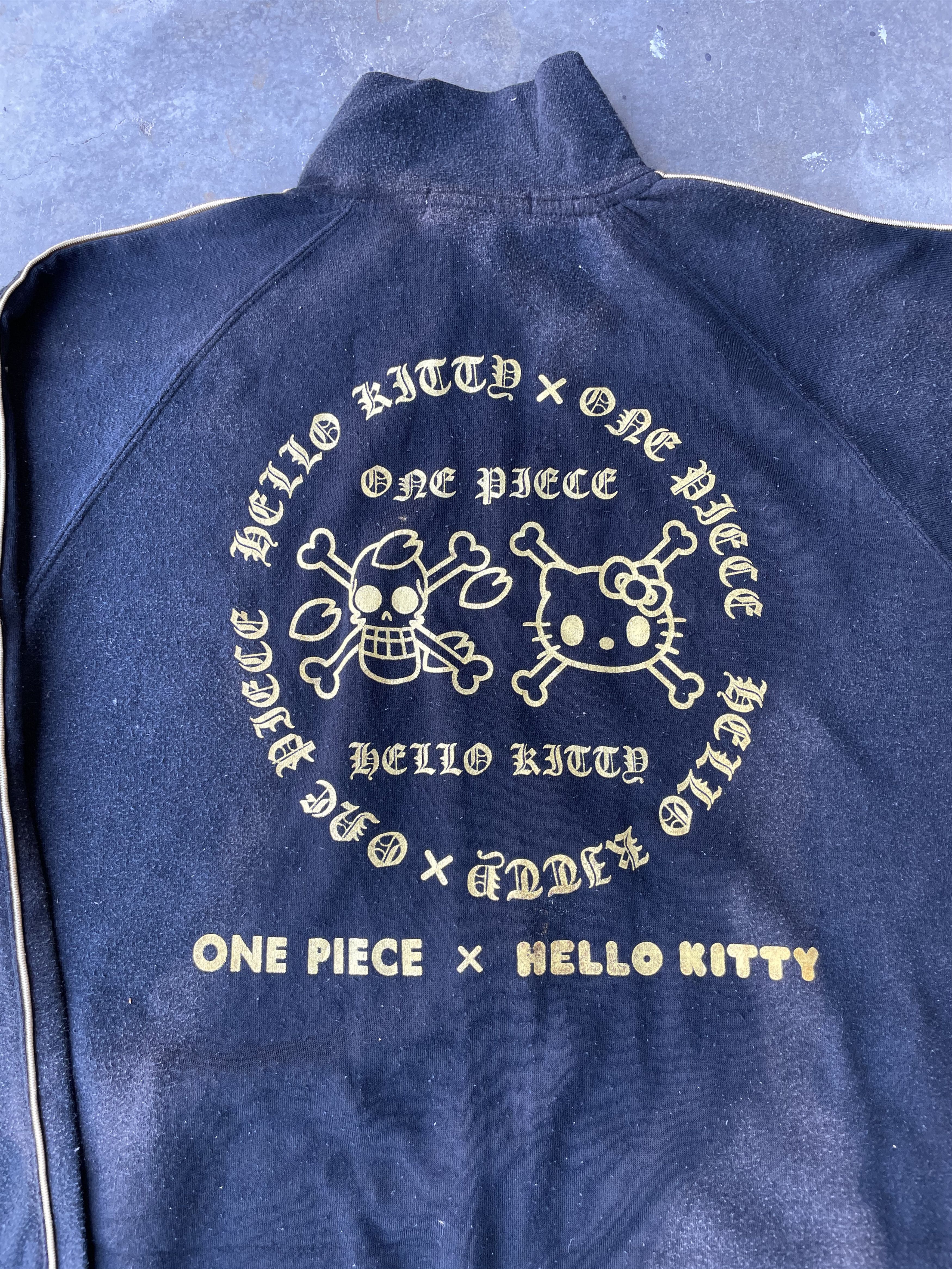 Japanese Brand Vintage Sunfaded One Piece X Hello Kitty Logo Zip Sweatshirt Size US L / EU 52-54 / 3 - 8 Thumbnail