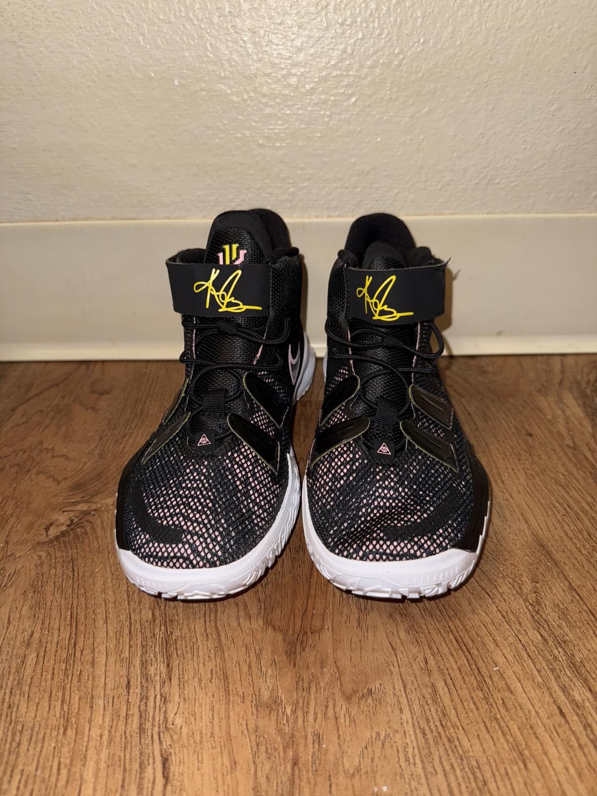 Nike Nike Kyrie 7 Ripple Effect (PS) Size US 5 / EU 37 - 2 Thumbnail