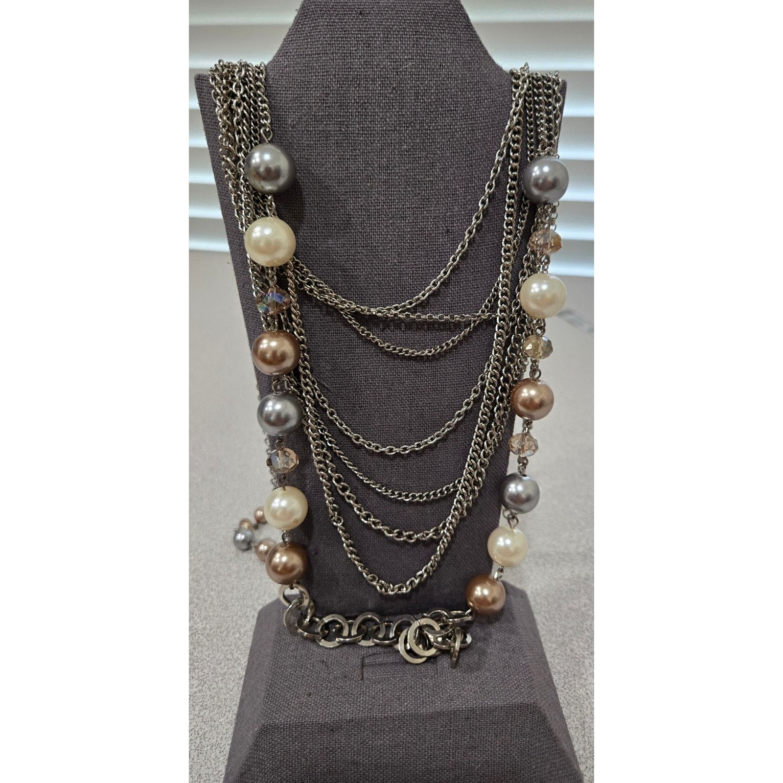 Other Silver Chain W/White Gray Round Beads Multi Strand Necklace Size ONE SIZE - 1 Thumbnail