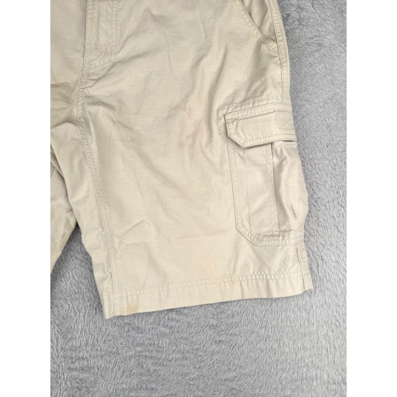 The North Face The North Face Shorts Men 40 Beige Cargo Cotton Blend Rip-Stop Hike 37x12 Size US 40 / EU 56 - 2 Thumbnail