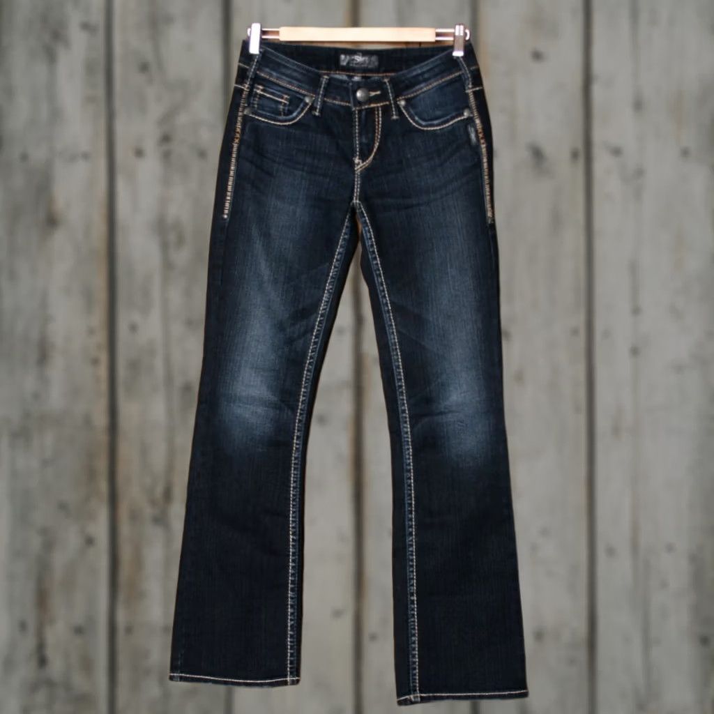 Silver Jeans Co. SILVER Jeans Aiko Bootcut Denim Blue Jeans 26x33 Womens Regular Size 26x33 Blue Jeans Womens Boots cut Sandal? (adjusted) Size 26" / US 2 / IT 38 - 1 Thumbnail