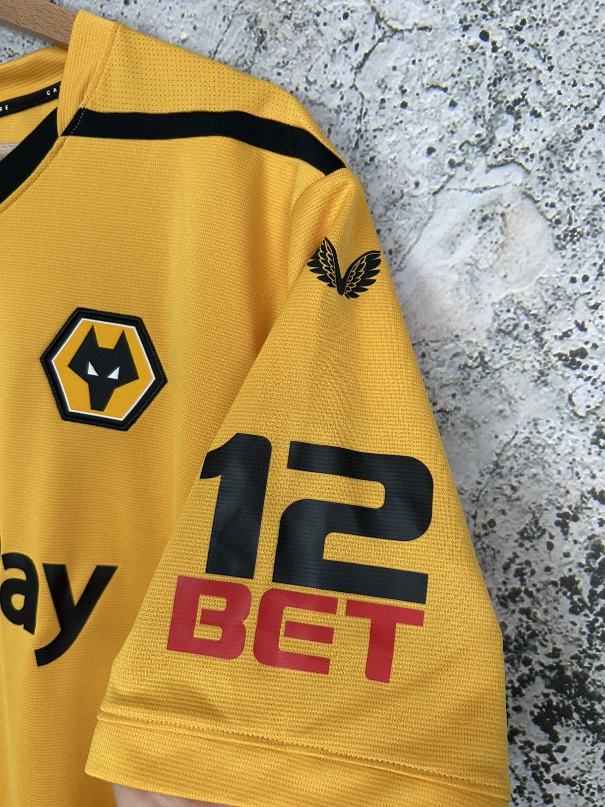 Castore Wolves Castore Football Soccer Jersey Sport Size US XL / EU 56 / 4 - 4 Thumbnail