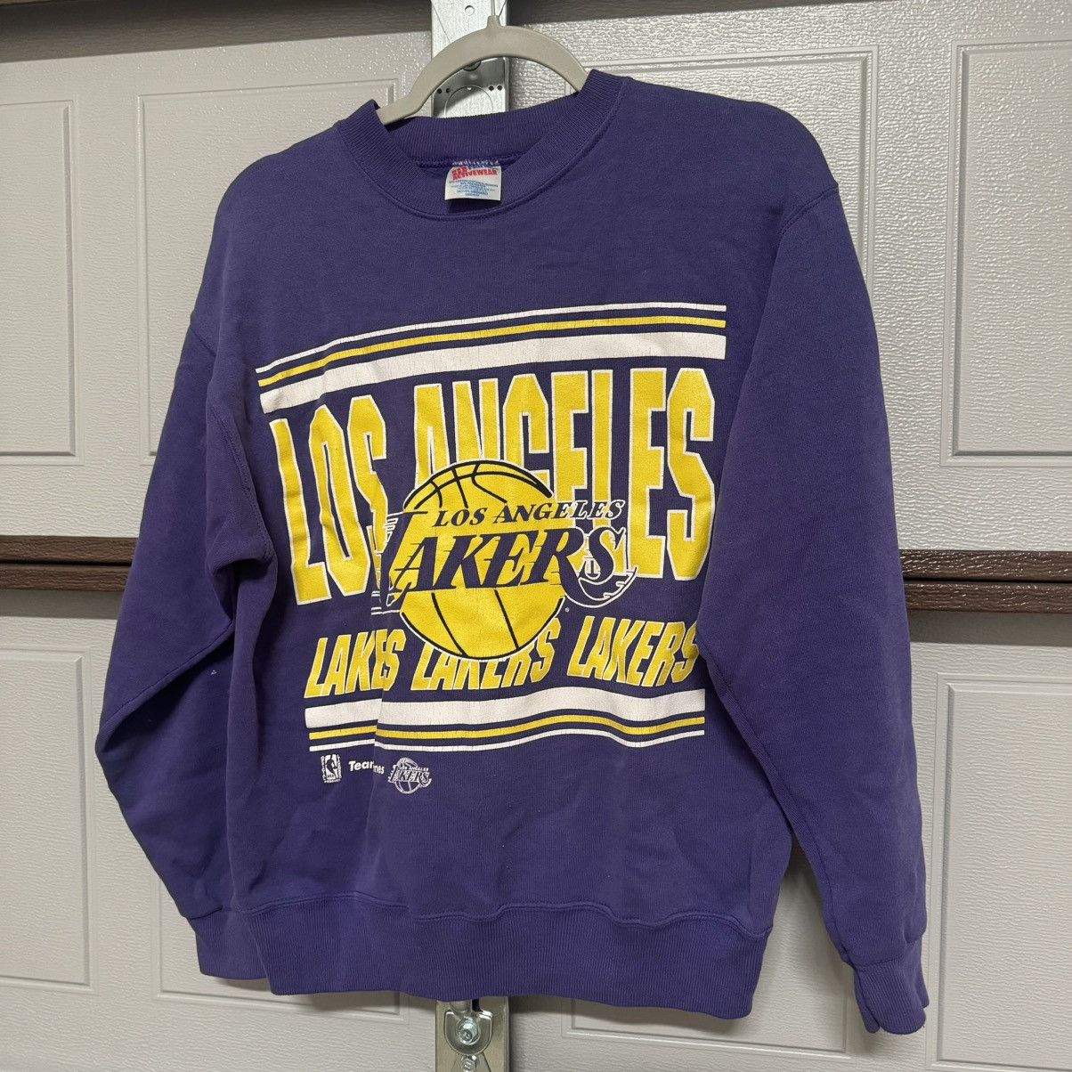 Hanes × NBA × Vintage vintage 90s Los Angeles Lakers NBA crewneck Size US M / EU 48-50 / 2 - 1 Thumbnail