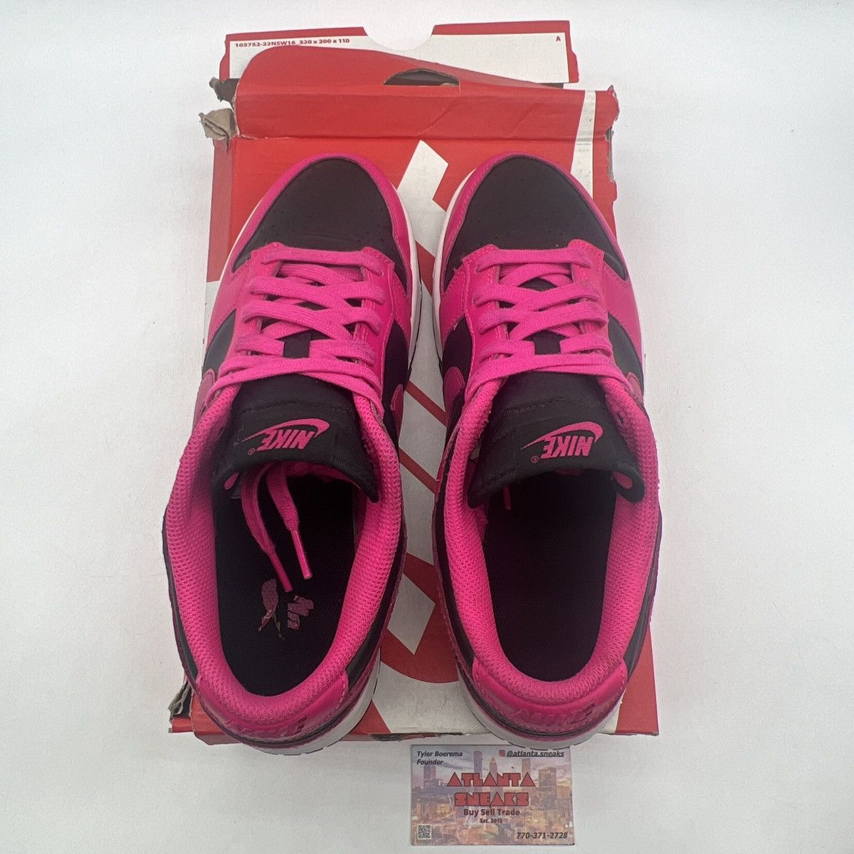 Nike Wmns dunk low fierce pink black Size US 10 / EU 43 - 7 Thumbnail