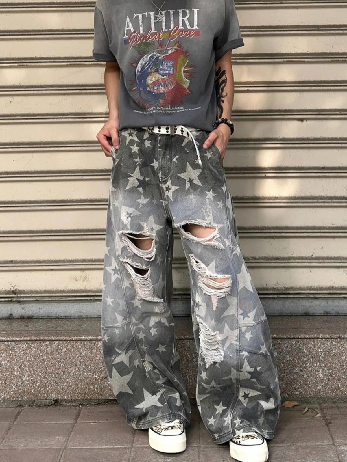 Other Gray Distressed Star Print Wide Leg Jeans, Baggy Fit Size US 30 / EU 46 - 5 Thumbnail
