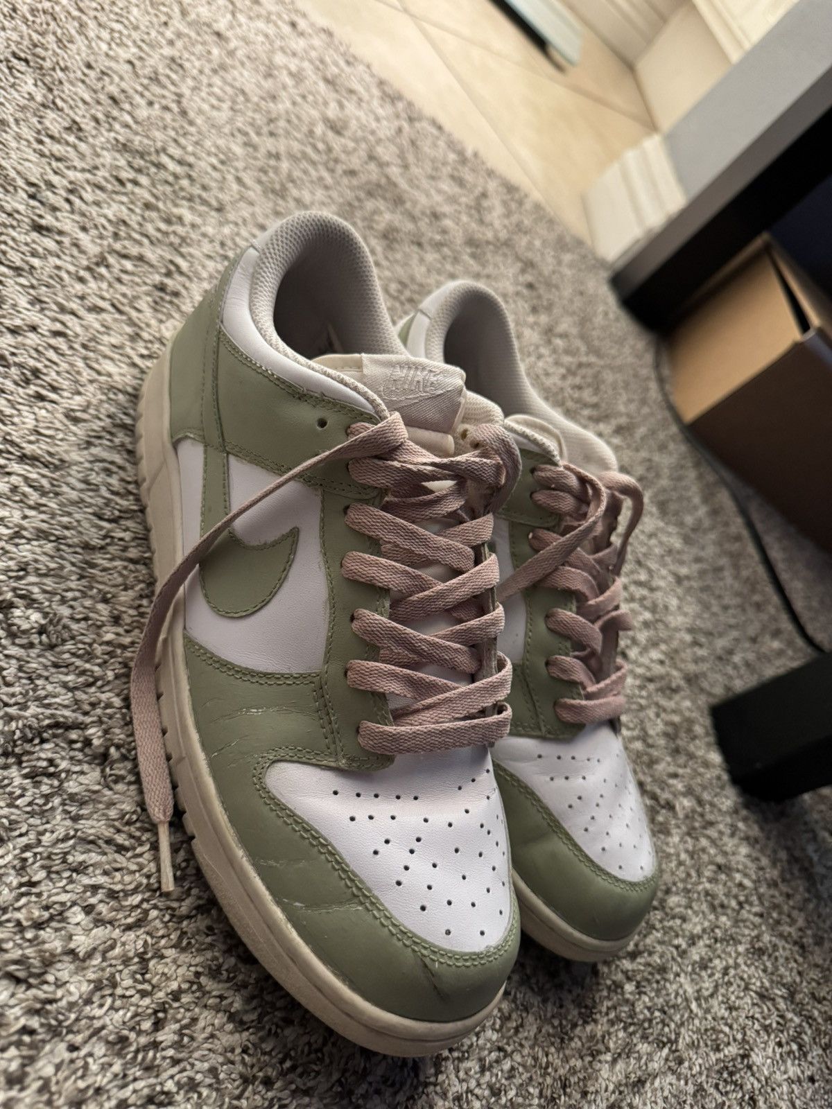 Nike × Vintage Nike SB Dunk Green and White Size US 9 / EU 42 - 2 Thumbnail