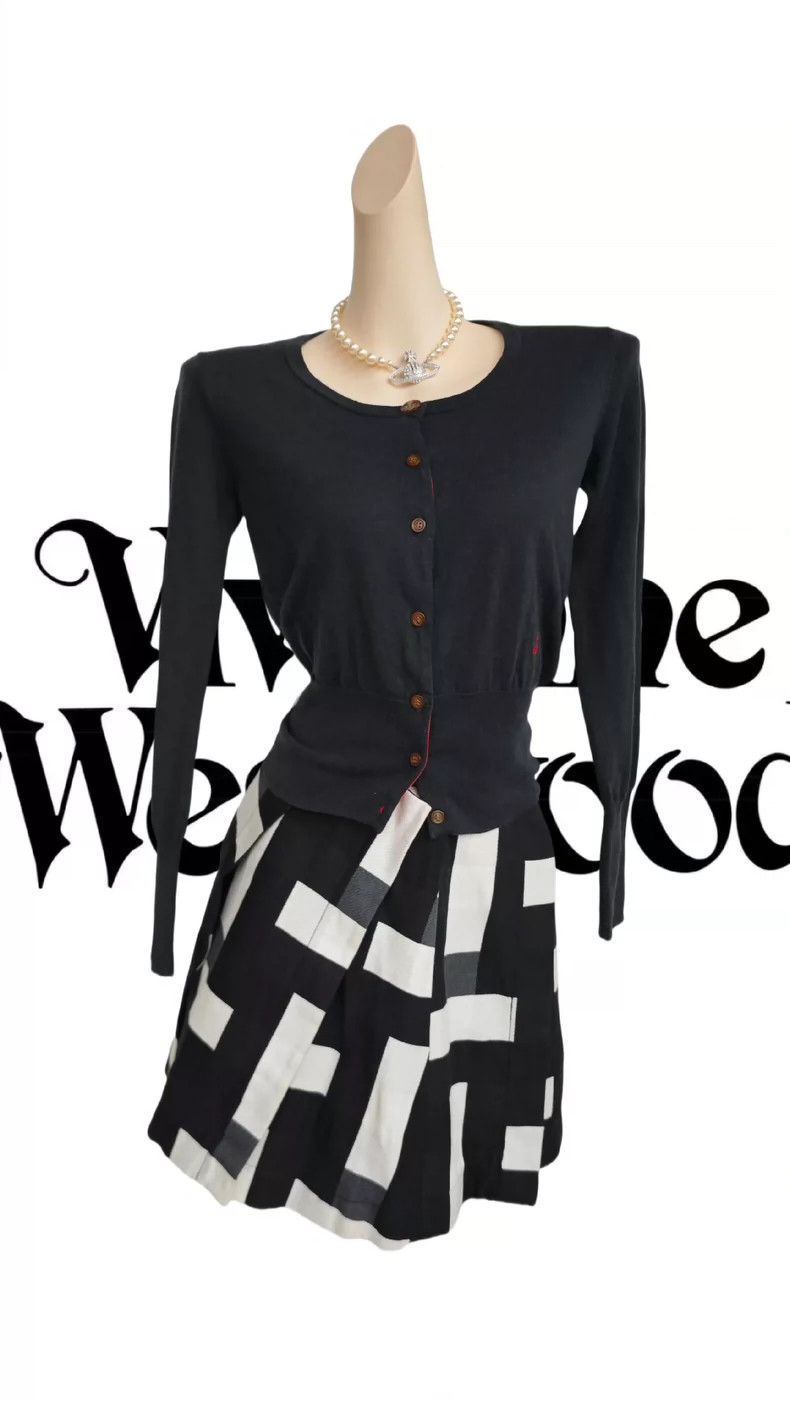 Vivienne Westwood Vivienne Westwood sizeS Black and white geometry, origami, Size 27" / US 4 / IT 40 - 4 Thumbnail