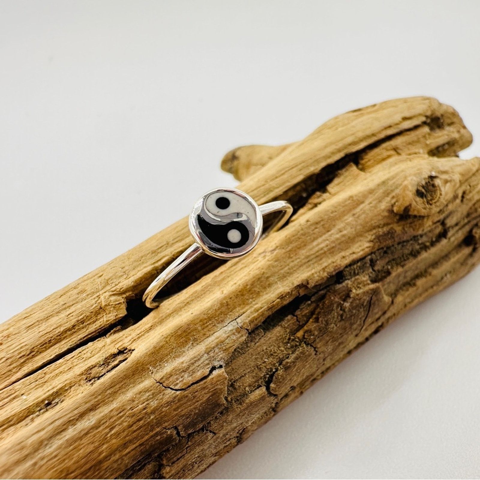 The Unbranded Brand Sterling Silver Yin and Yang Minimalist Ring, Yoga Ring Size ONE SIZE - 2 Thumbnail