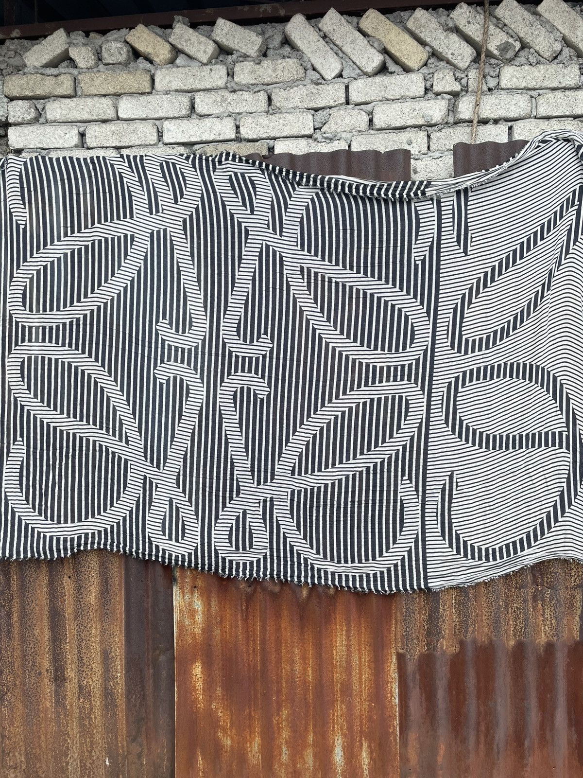 Loewe Loewe Linen Black and White Stripes Scarf Size ONE SIZE - 1 Thumbnail