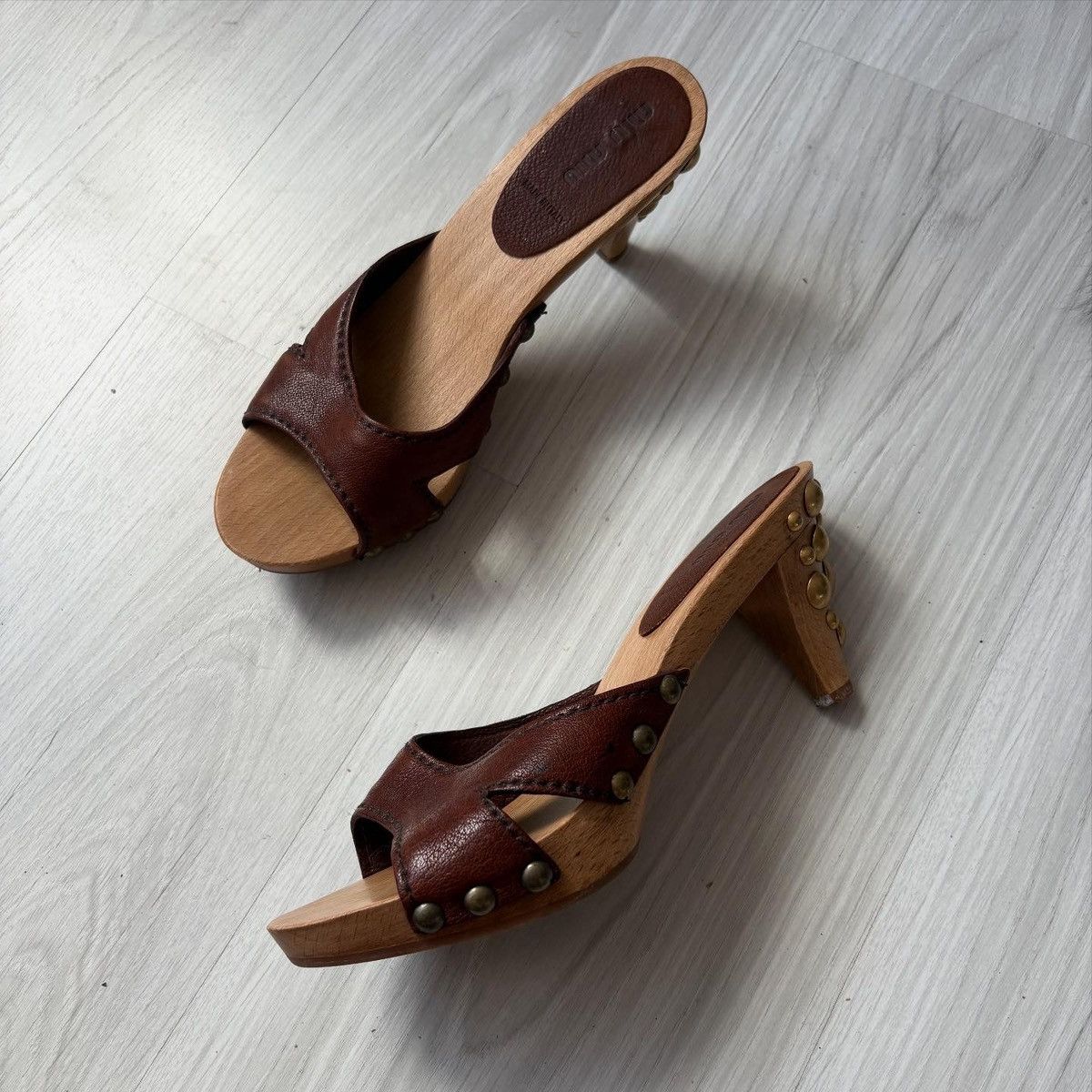 Miu Miu Miumiu clog mules Size US 7.5 / IT 37.5 - 2 Thumbnail