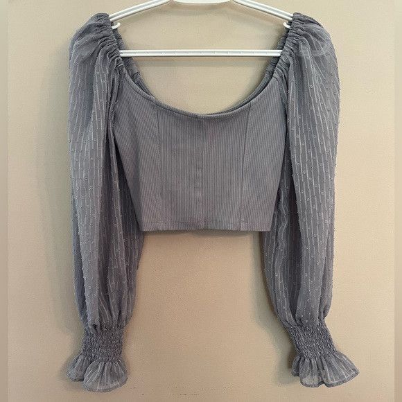 Urban Outfitters Urban Outfitters crop with puffed sleeves Size S / US 4 / IT 40 - 1 Thumbnail