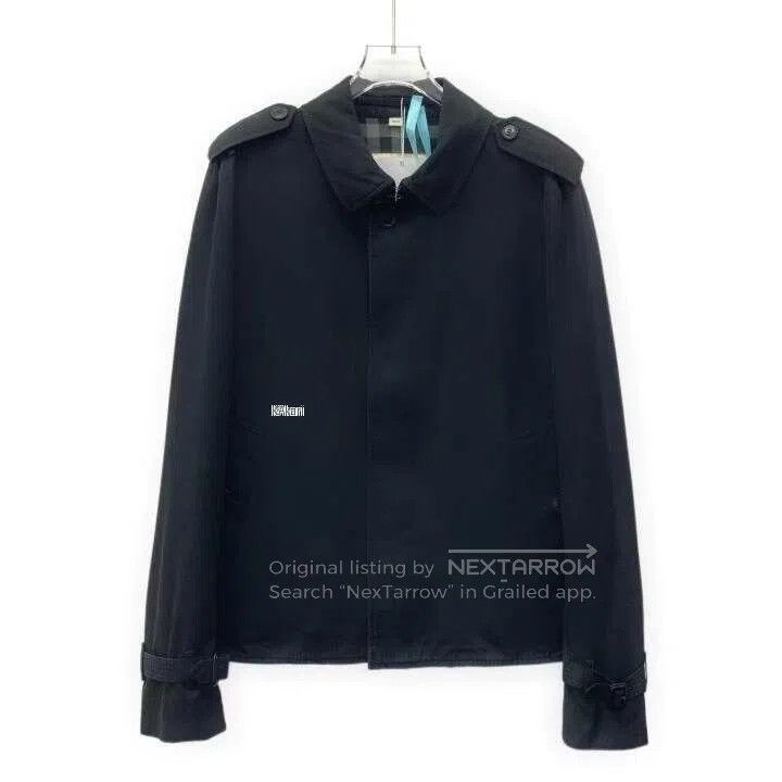 Burberry Burberry Black Collar Cotton Single. Size US L / EU 52-54 / 3 - 1 Thumbnail