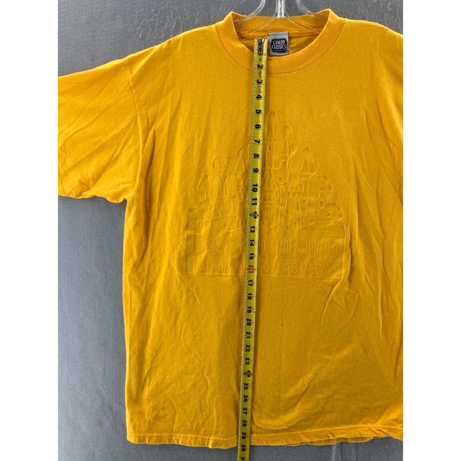 Vintage VINTAGE Casino Classics Excalibur Shirt Mens XL Yellow 90s Las Vegas Casino T-Shirt Mens XL Size US XL / EU 56 / 4 - 3 Thumbnail