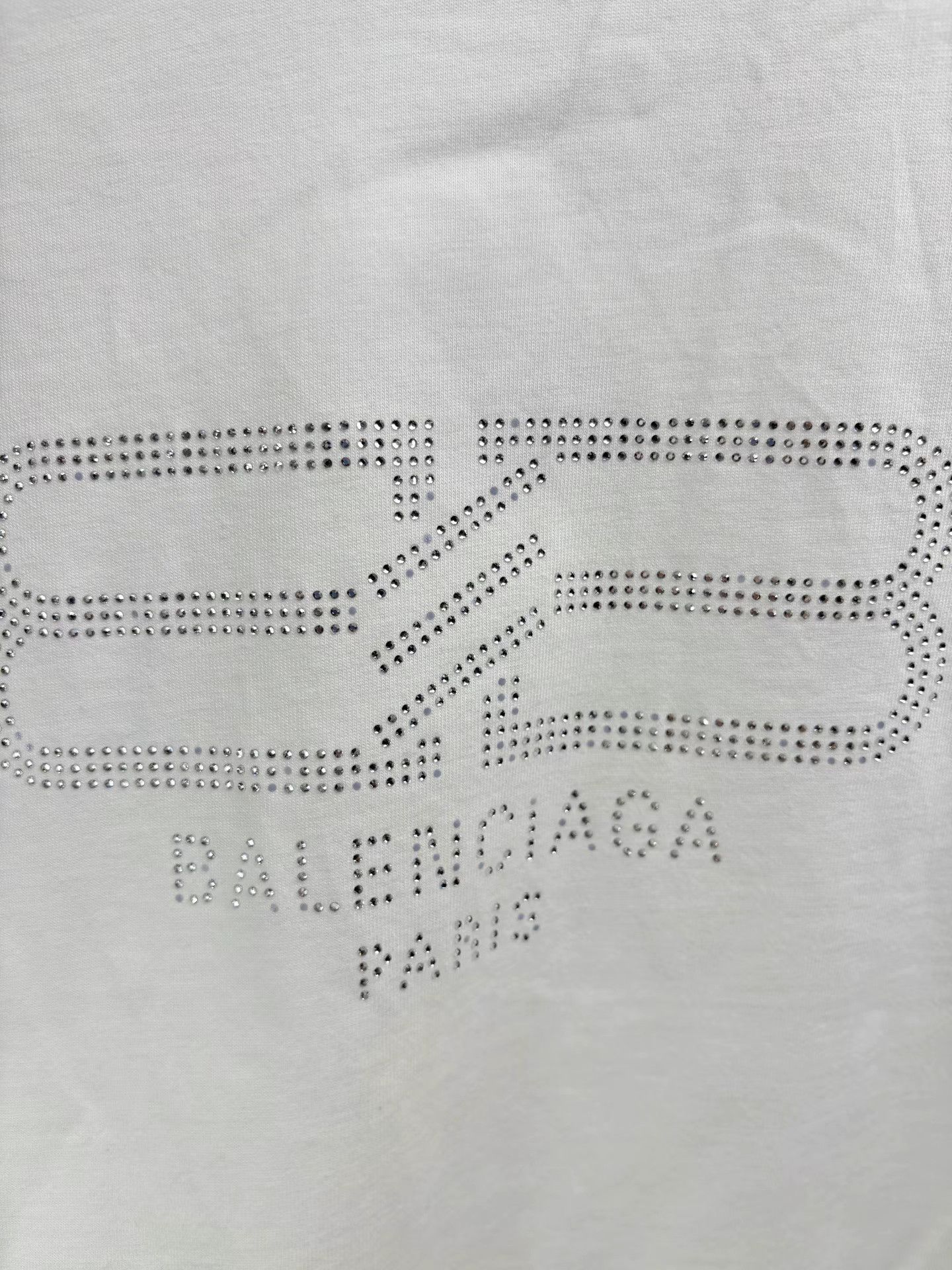 Balenciaga BALENCIAGA Back Crystal Logo T-shirt Size US S / EU 44-46 / 1 - 3 Thumbnail
