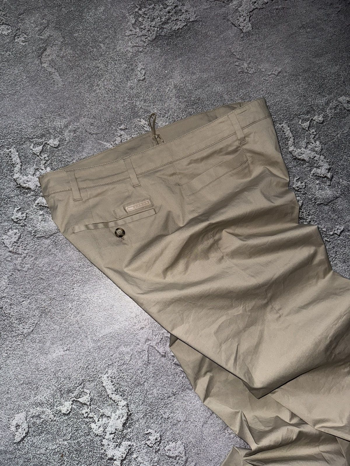 Designer × Prada Prada M Wmns beige chino pant trouser Jean casual Size 26" / US 2 / IT 38 - 16 Thumbnail