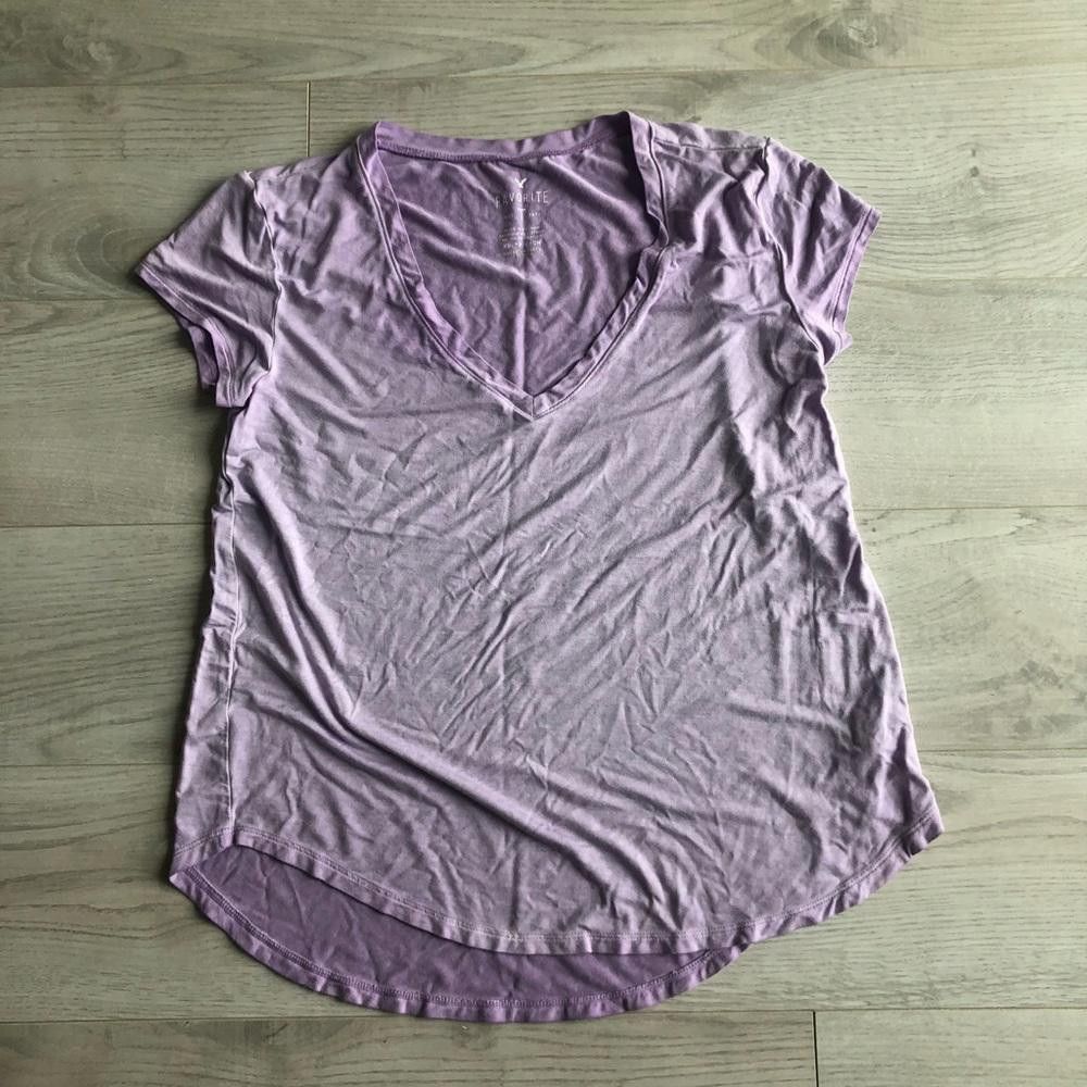 Designer American Eagle Light Purple V Neck Short Sleeve Shirt Size XS / US 0-2 / IT 36-38 - 1 Thumbnail