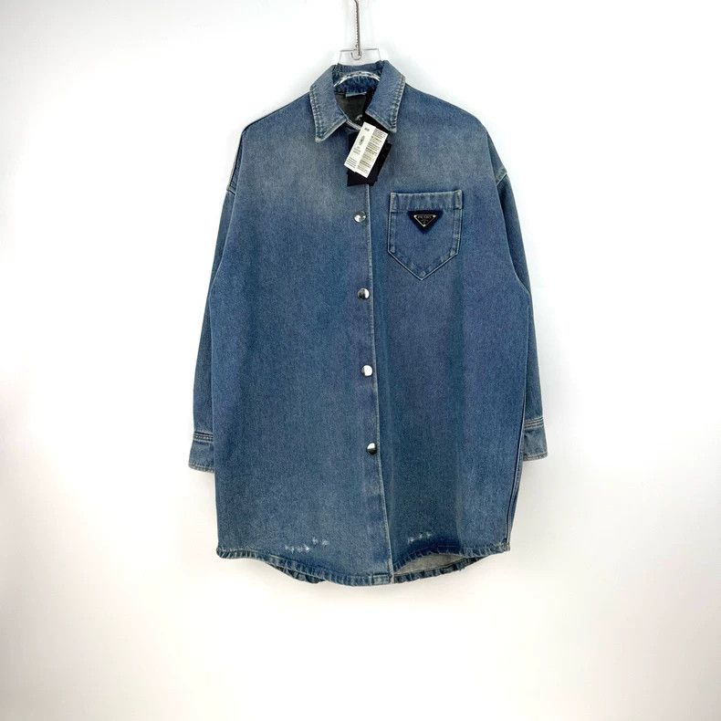 Prada Prada Size 38 Washed blue metal triangle denim jacket 2502 Size US XS / EU 42 / 0 - 3 Thumbnail