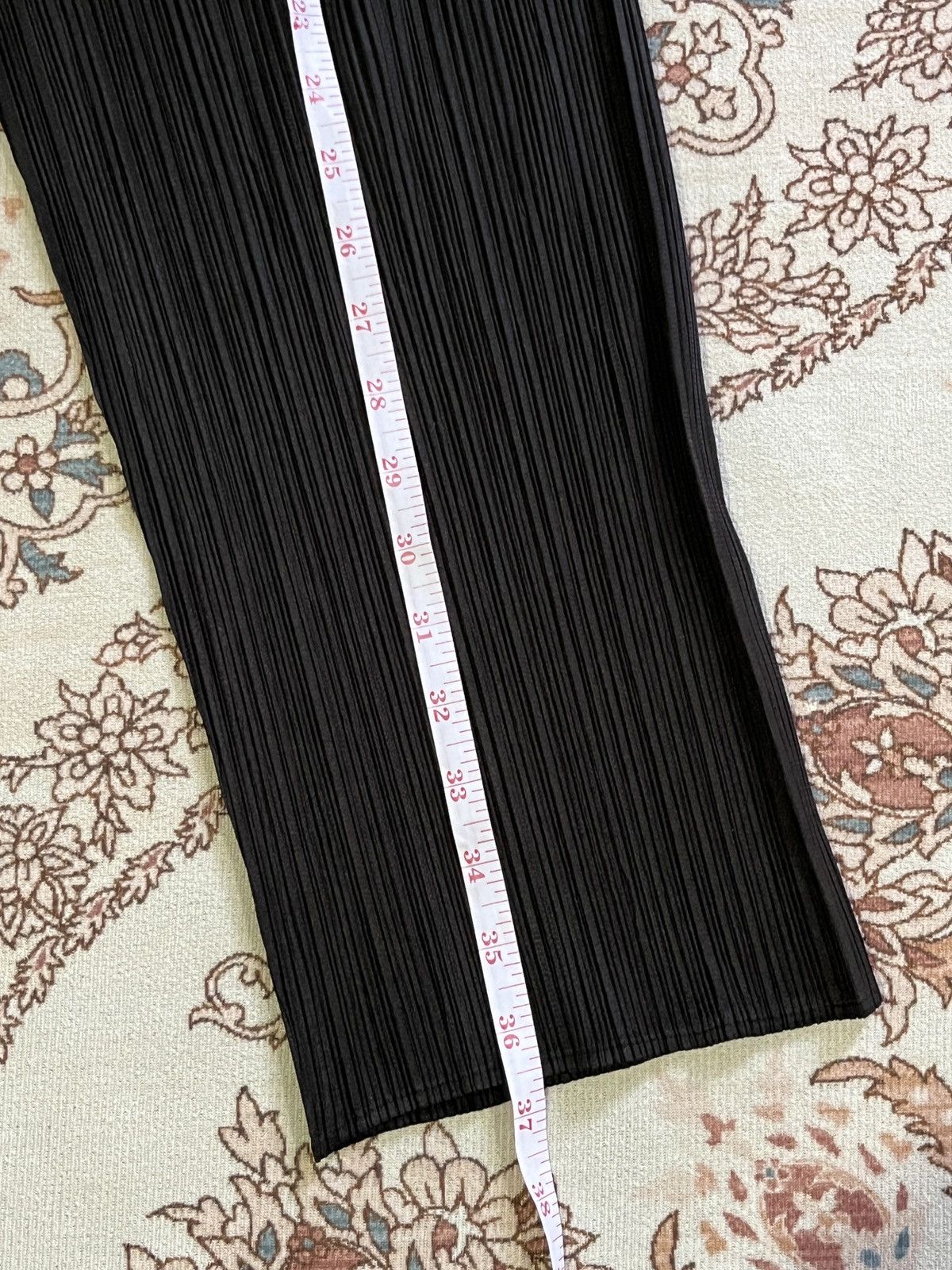 Issey Miyake Vintage Pleats Please Issey Miyake Pleated Straight Trousers Size 30" / US 8 / IT 44 - 11 Thumbnail