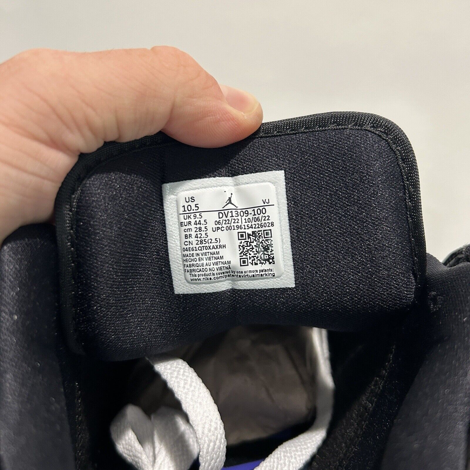 Nike Nike Air Jordan 1 Low SE Retro “Concord/White Black” 2024 Size US 10.5 / EU 43-44 - 6 Thumbnail