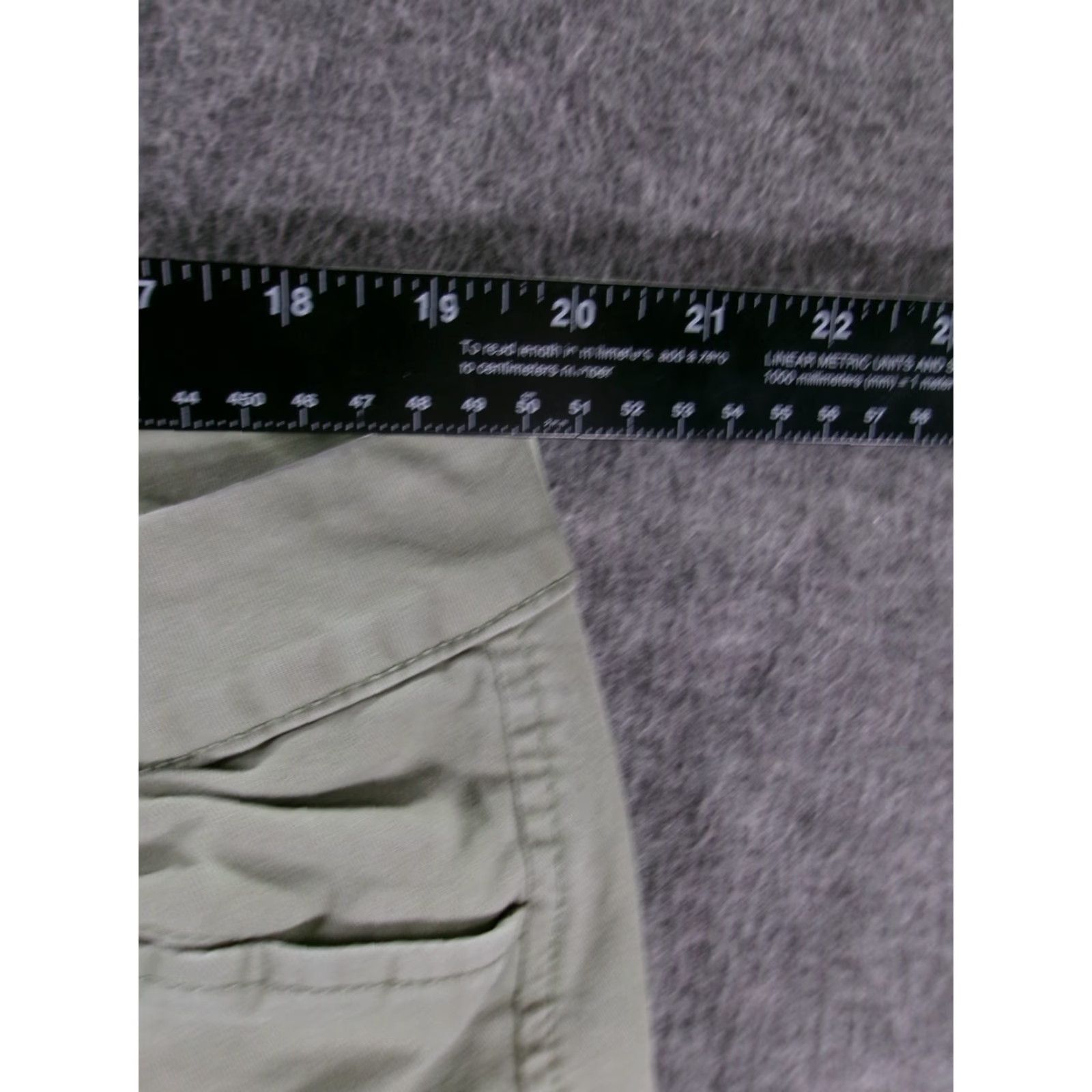 Old Navy Old Navy Women 18 Green Capsule Casual Everyday Minimalist Pixie Chino Pants Size 40" / US 18 - 5 Thumbnail
