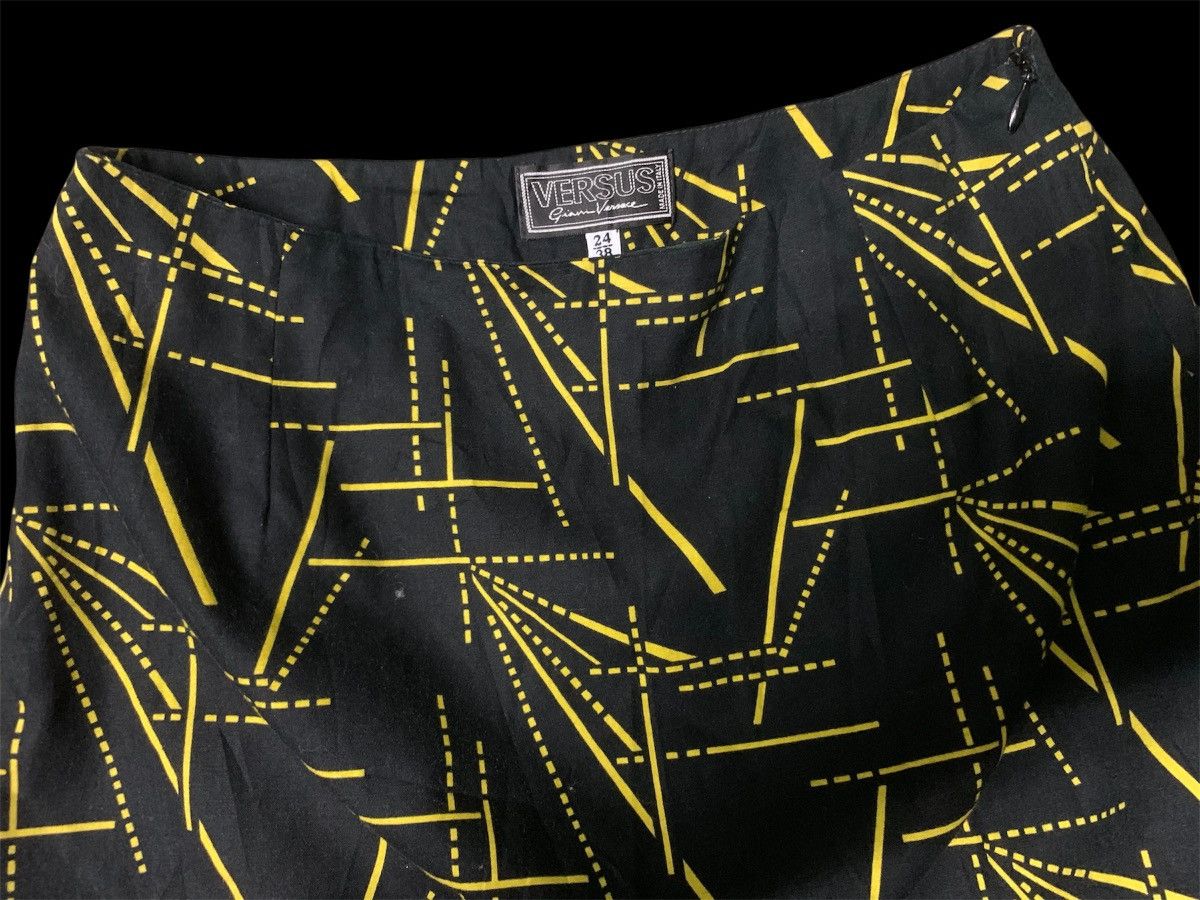 Versus Versace Vintage 1973 Versus Gianni Versace mini skirt Size 24" / US 00 / IT 34 - 4 Thumbnail