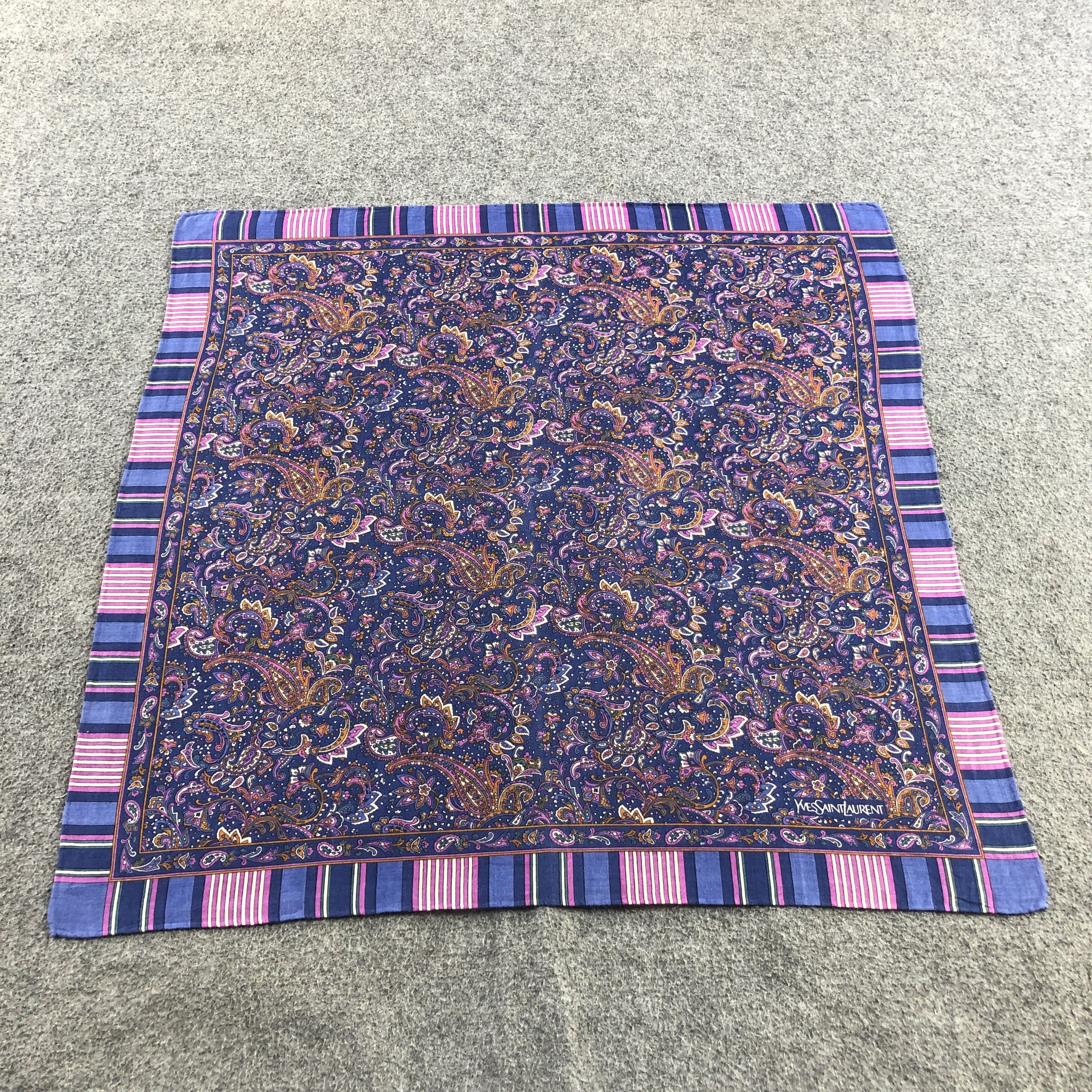 Yves Saint Laurent YSL Paisley Handkerchief Neckerchief Bandana H2673 Size ONE SIZE - 1 Thumbnail