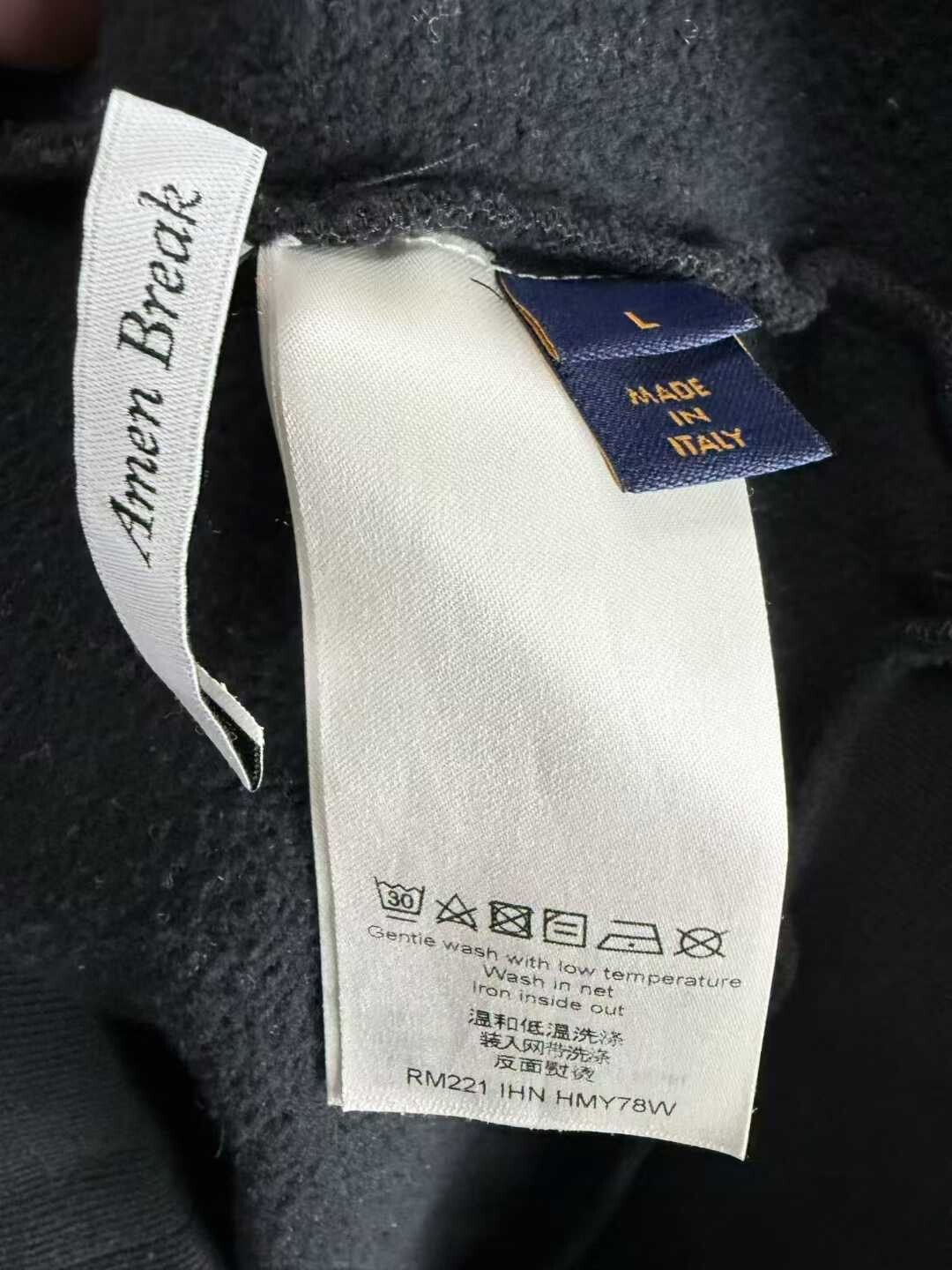 Louis Vuitton louis vuitton black graffiti sweatshirt size L Size US L / EU 52-54 / 3 - 3 Thumbnail