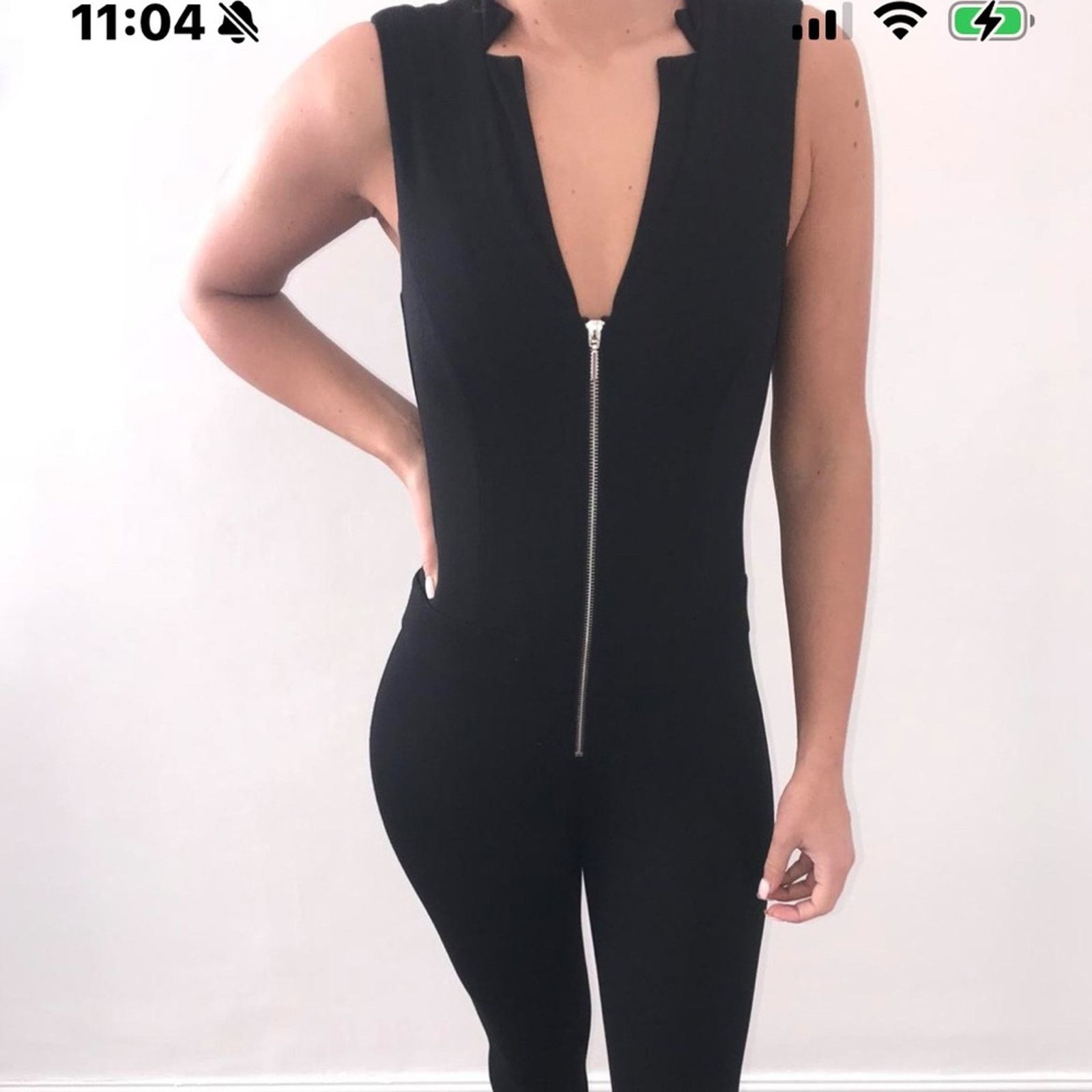 Bebe Bebe Black Sleeveless Zip Front Jumpsuit size large Size 32" / US 10 / IT 46 - 1 Thumbnail