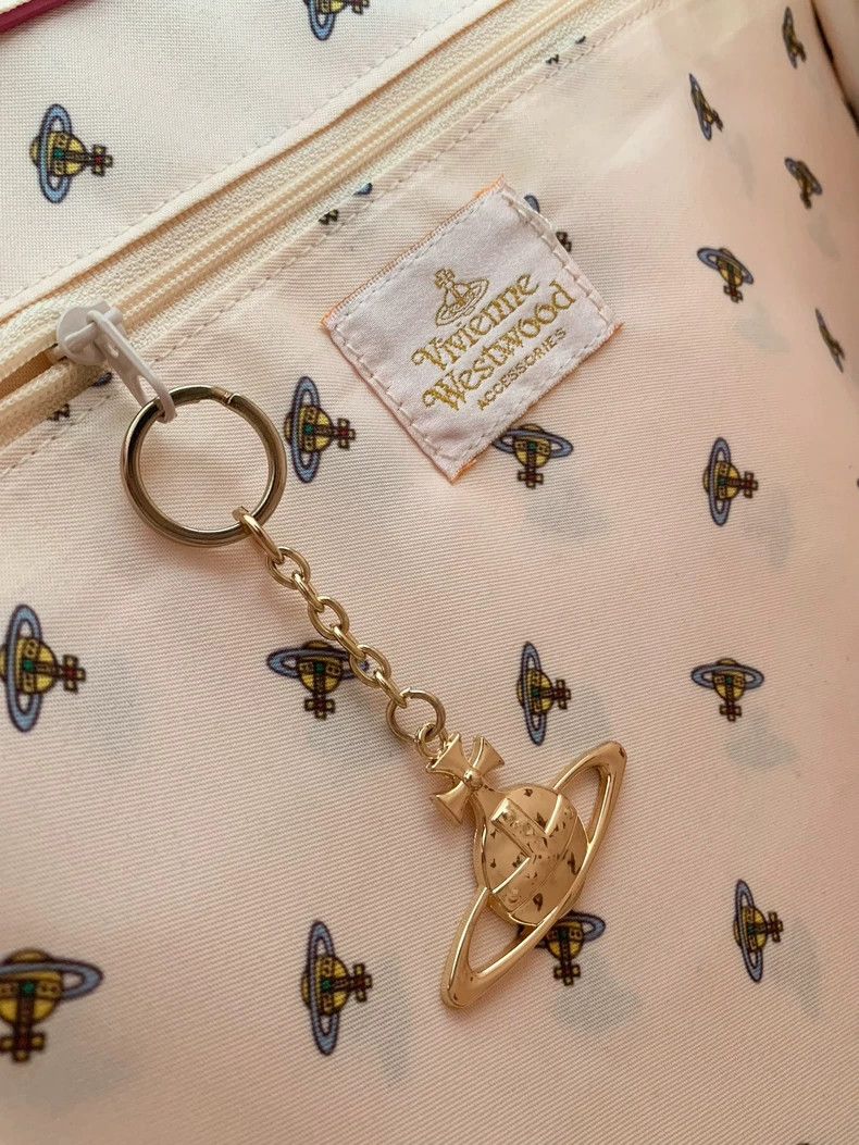 Vivienne Westwood Vivienne Westwood size os Pink leopard print Saturn briefca Size ONE SIZE - 8 Thumbnail