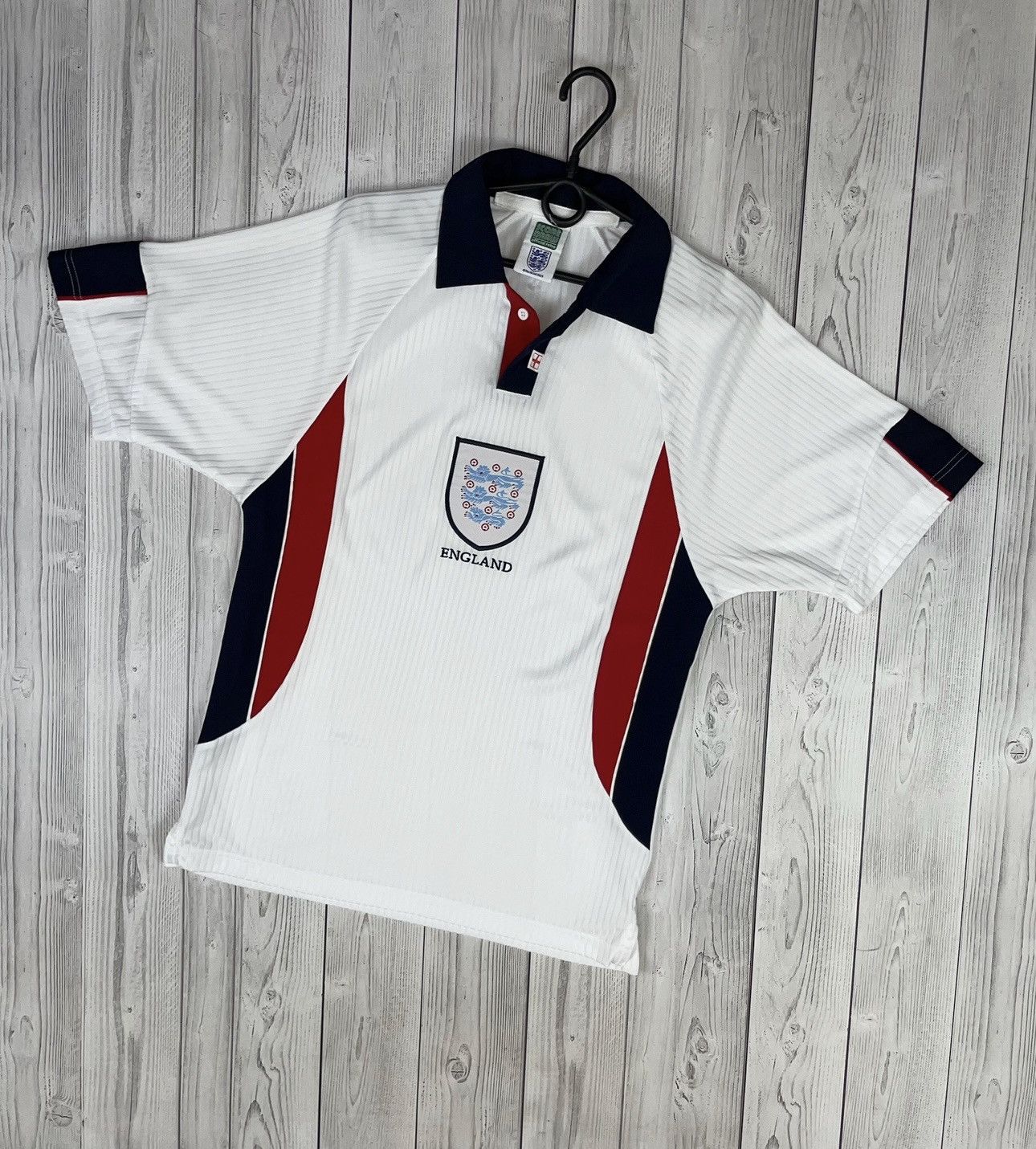 Vintage Vintage England retro soccer jersey size M logo Size US M / EU 48-50 / 2 - 1 Thumbnail