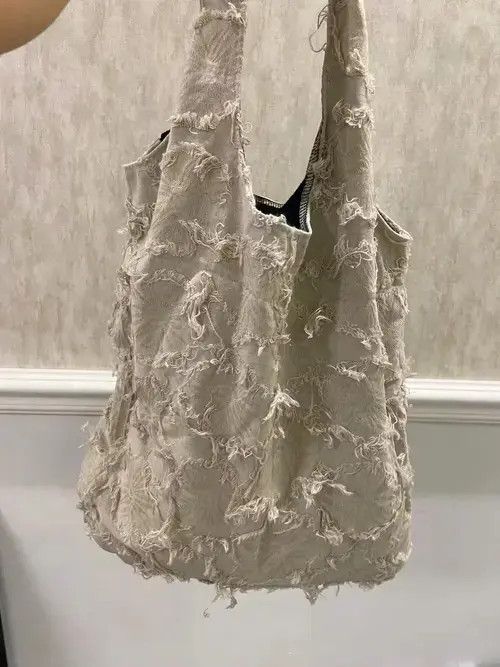 Other Tassel Shoulder Bag Big Chain Tote Bag Size ONE SIZE - 2 Thumbnail