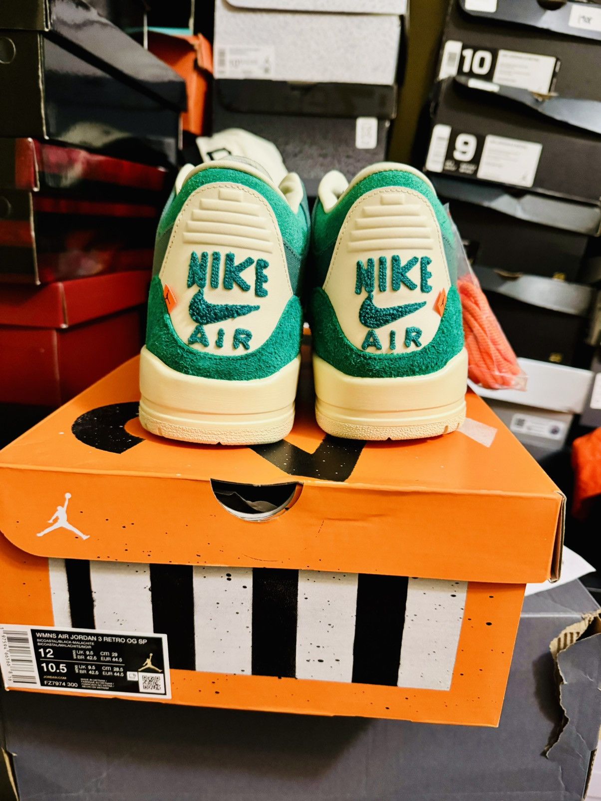 Nike Bicoastal Jordan retro 3’s Size US 10.5 / EU 43-44 - 3 Thumbnail