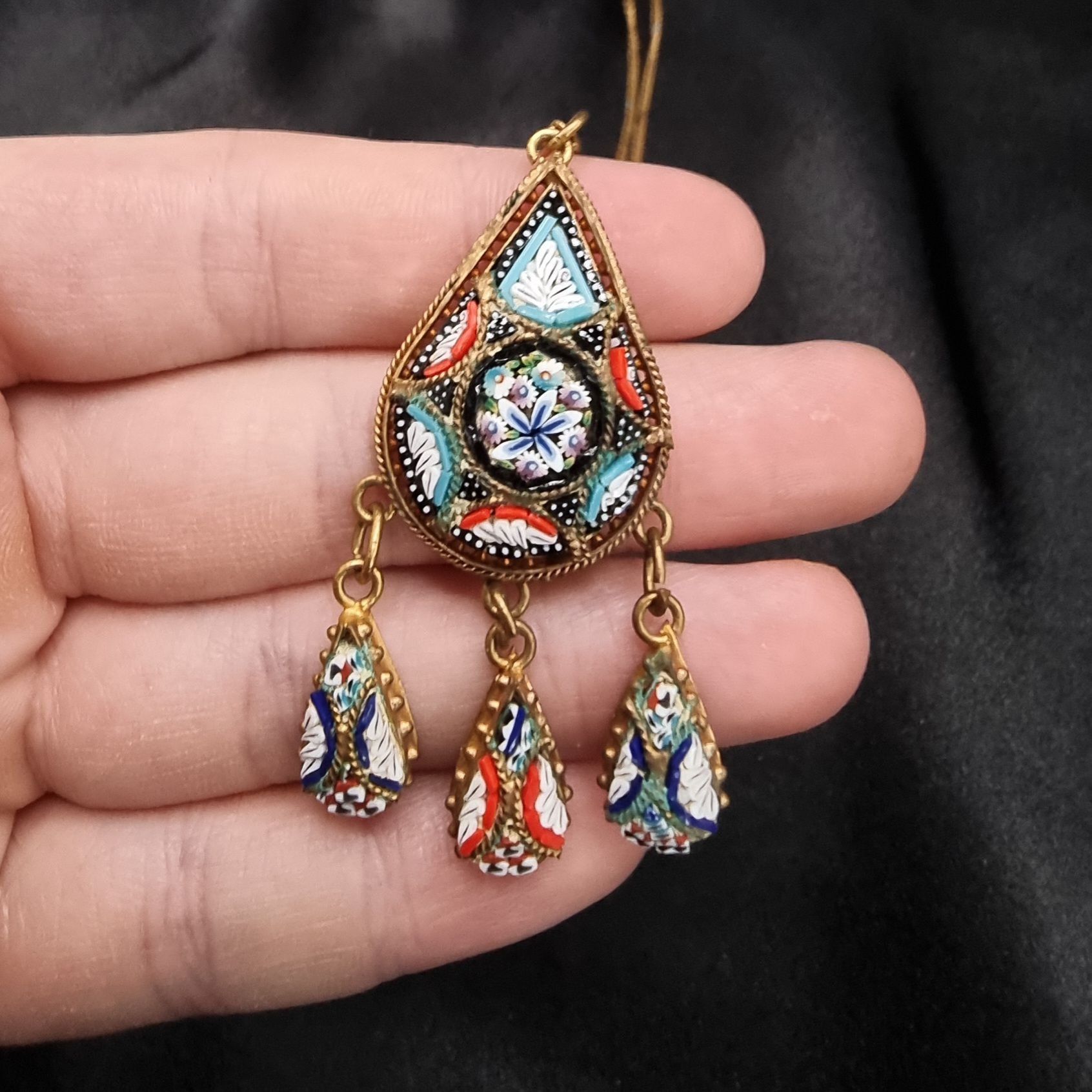 Vintage Vintage Italian Gold-Tone Mosaic Pendant Necklace With Dangl Size ONE SIZE - 7 Thumbnail
