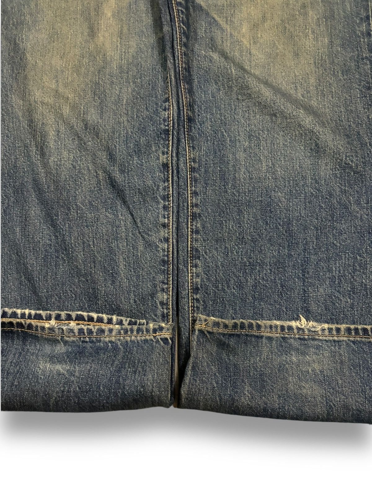 GU × Undercover Vintage Japanese Brand GU Dark Mud Wash Loose Ripped Jeans Size US 33 - 8 Thumbnail