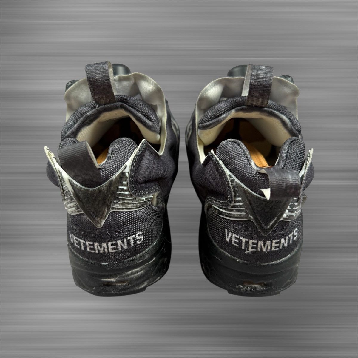 Reebok × Vetements Vetements x Reebok Instapump Fury ‘Washed Black’ Size US 7.5 / EU 40-41 - 5 Thumbnail