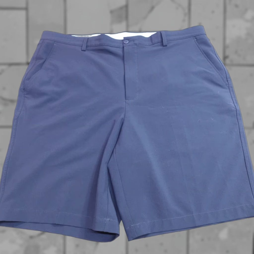 Footjoy FootJoy Shorts 42 Blue Navy Solid Performance Golf Flat Front Stretch Men Regular Inseam 9.5 in Polyester Spandex Athletic Activewear Size US 42 / EU 58 - 1 Thumbnail
