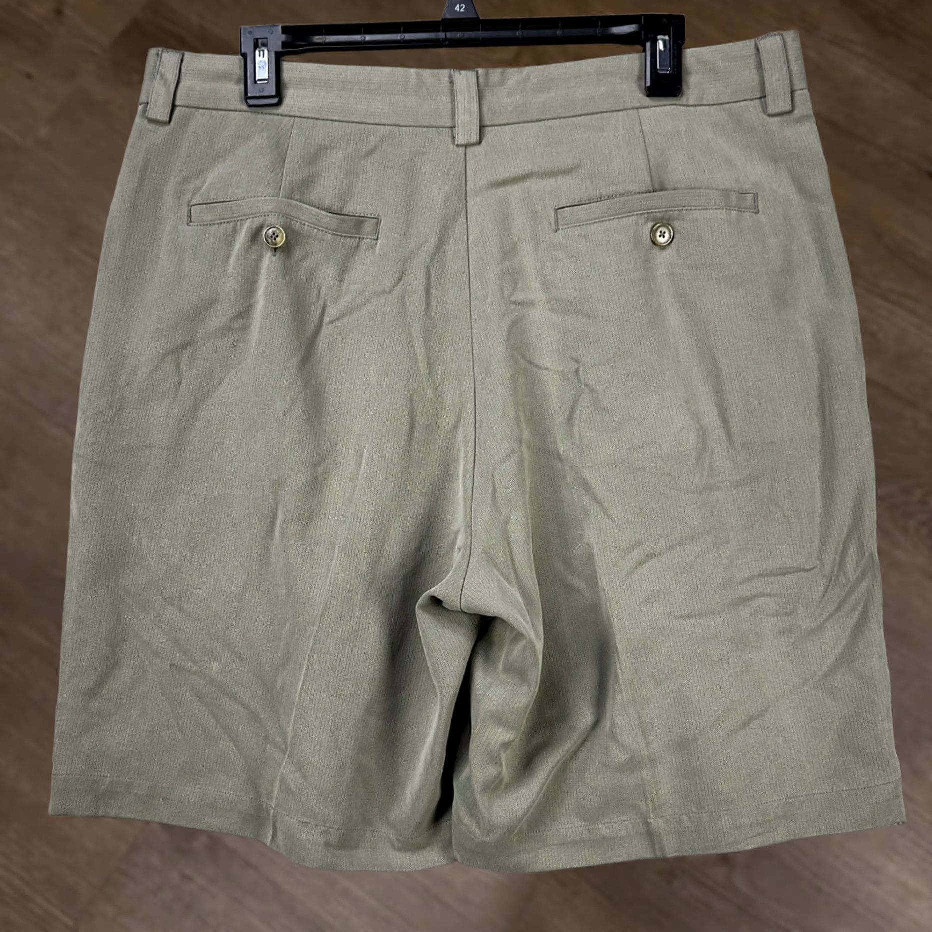 Tommy Bahama Tommy Bahama Silk Shorts Mens 34 Gray Pleated Pockets Casual Chino Casual Comfort Outdoor Size US 34 / EU 50 - 1 Thumbnail