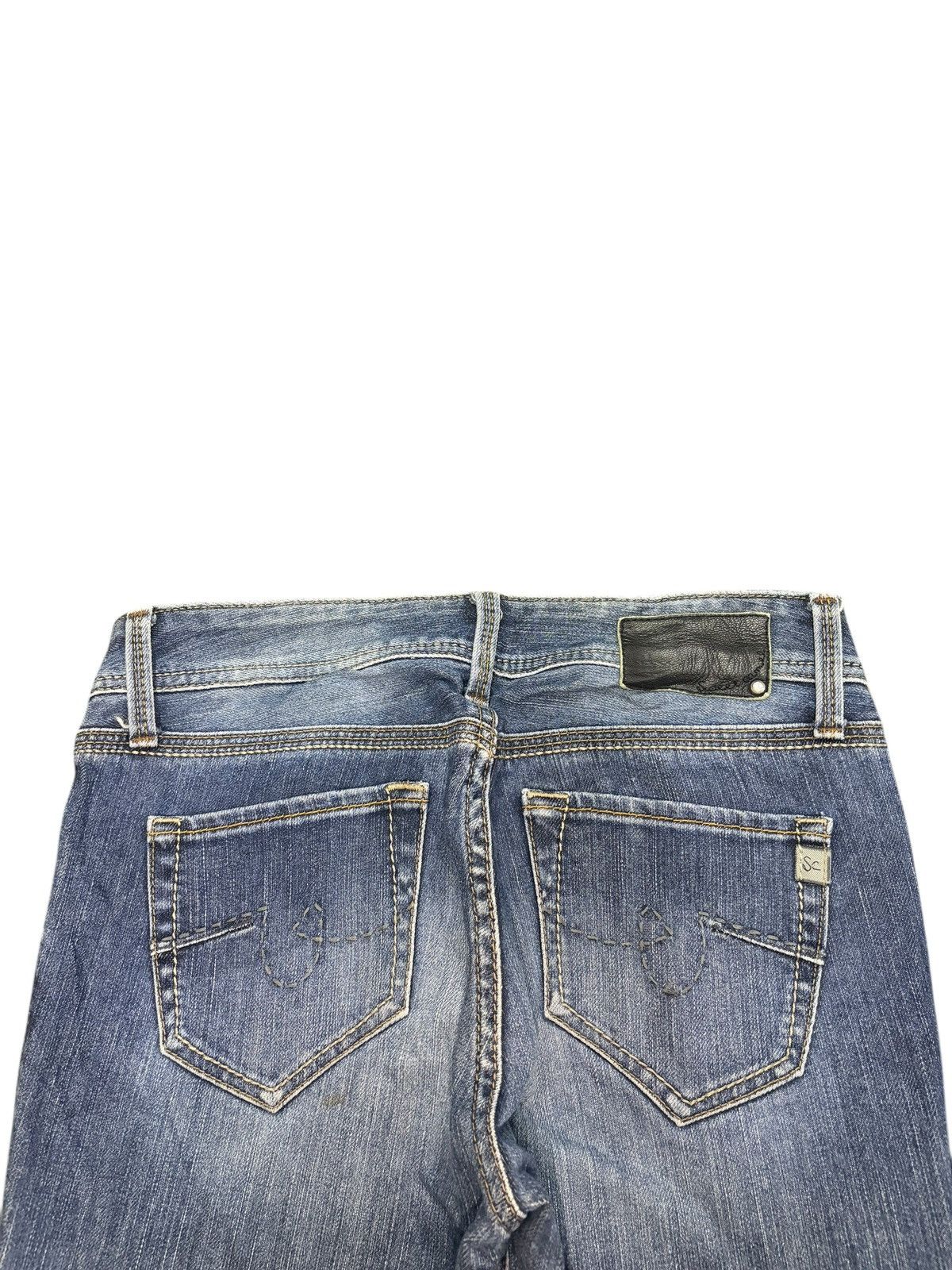 Diesel Vintage Japanese Brand Faded Wash Distressed Flare Jeans Size 27" / US 4 / IT 40 - 4 Thumbnail