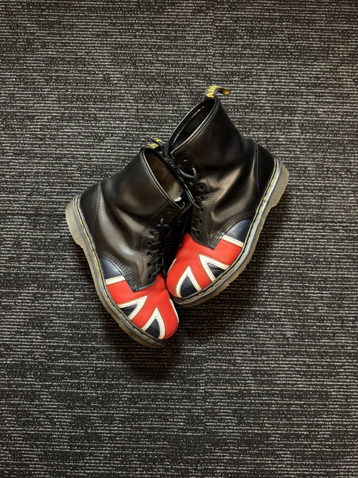 Dr. Martens Vintage Dr.Martens Union Jack Leather Boots Size US 9 / EU 42 - 1 Thumbnail